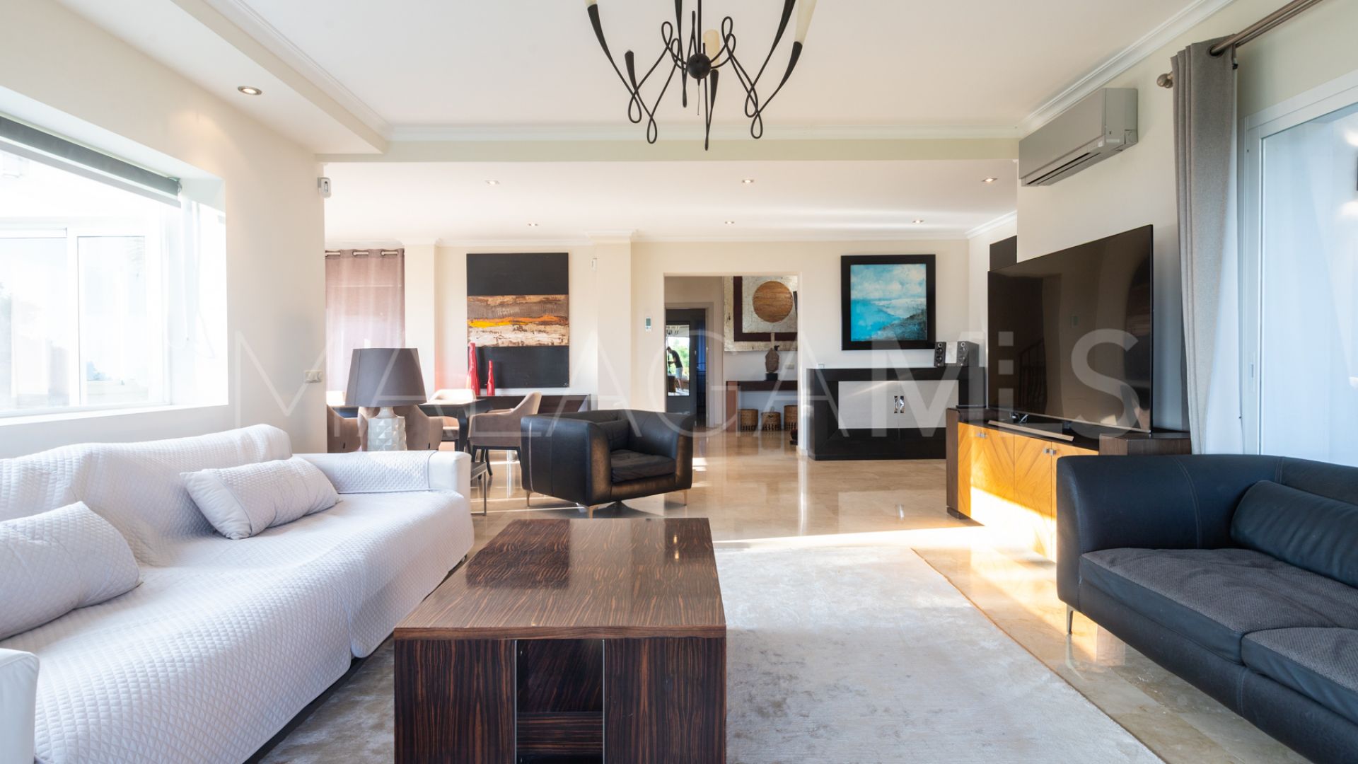 Buy villa de 4 bedrooms in El Rosario
