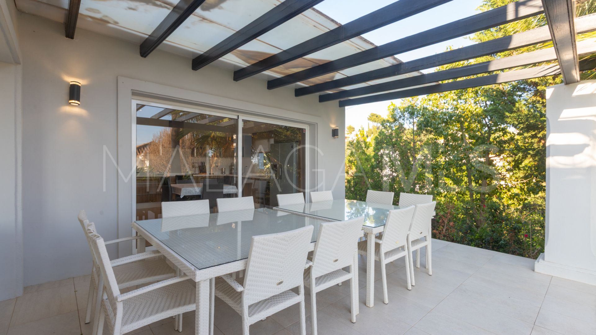 Buy villa de 4 bedrooms in El Rosario