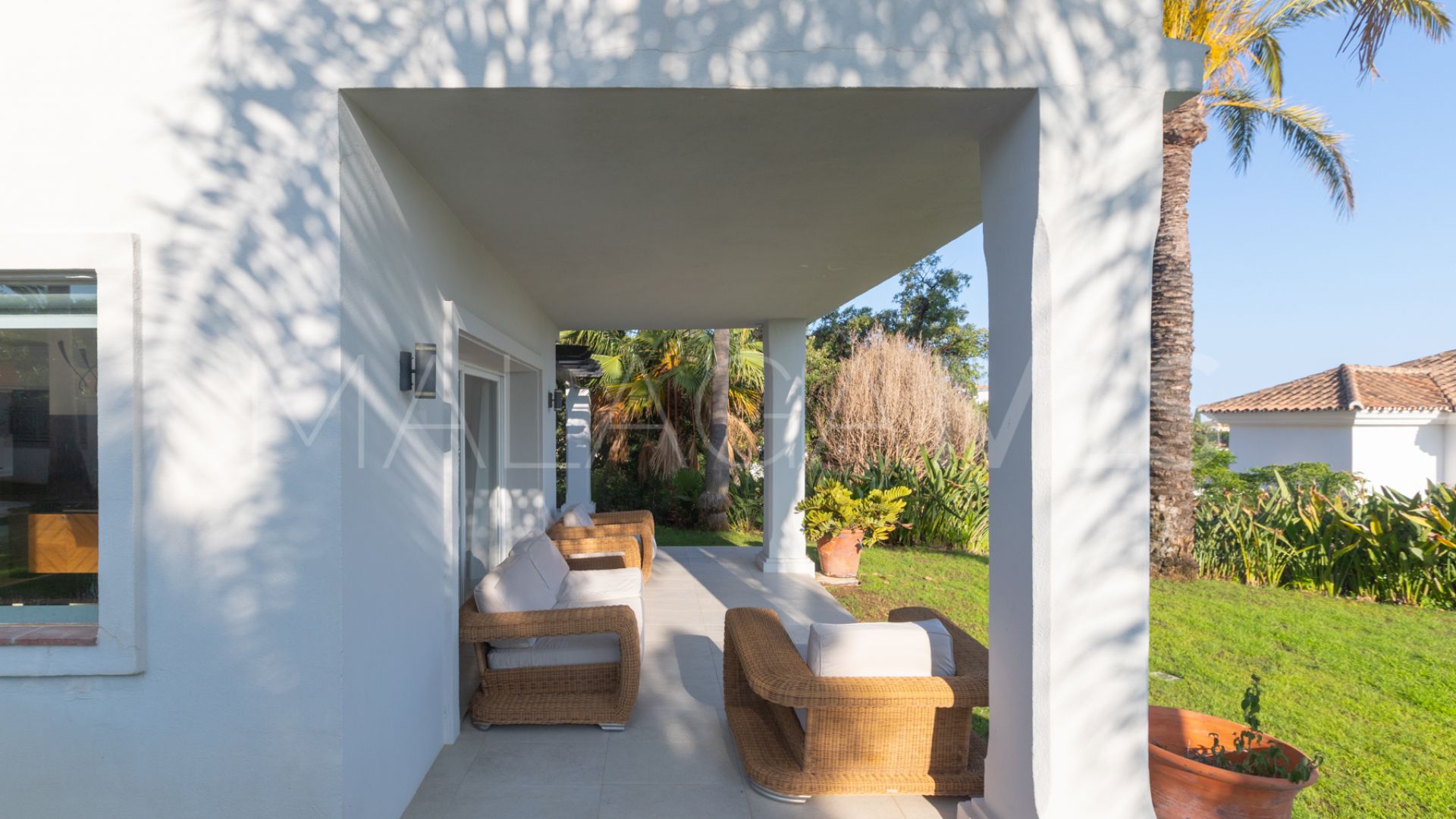 Buy villa de 4 bedrooms in El Rosario