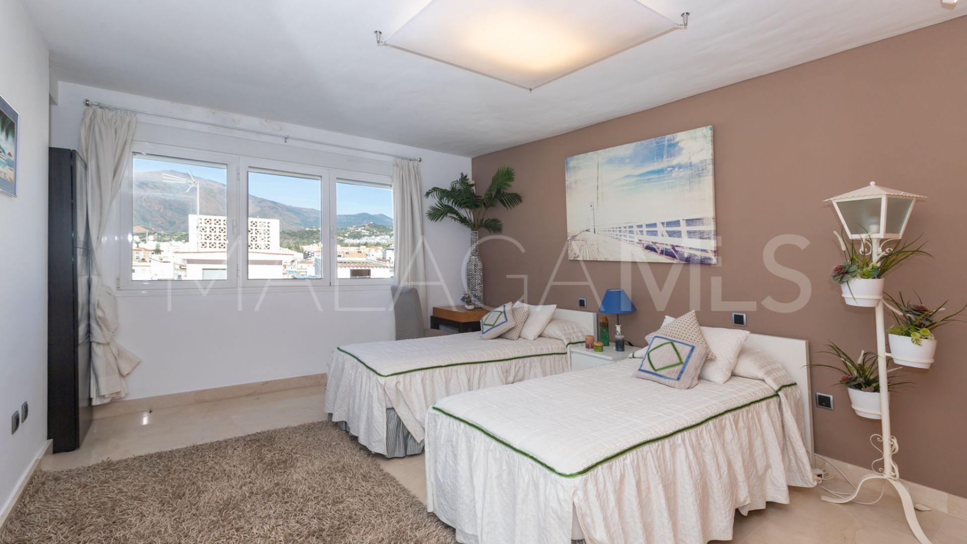 Estepona Centre apartment for sale