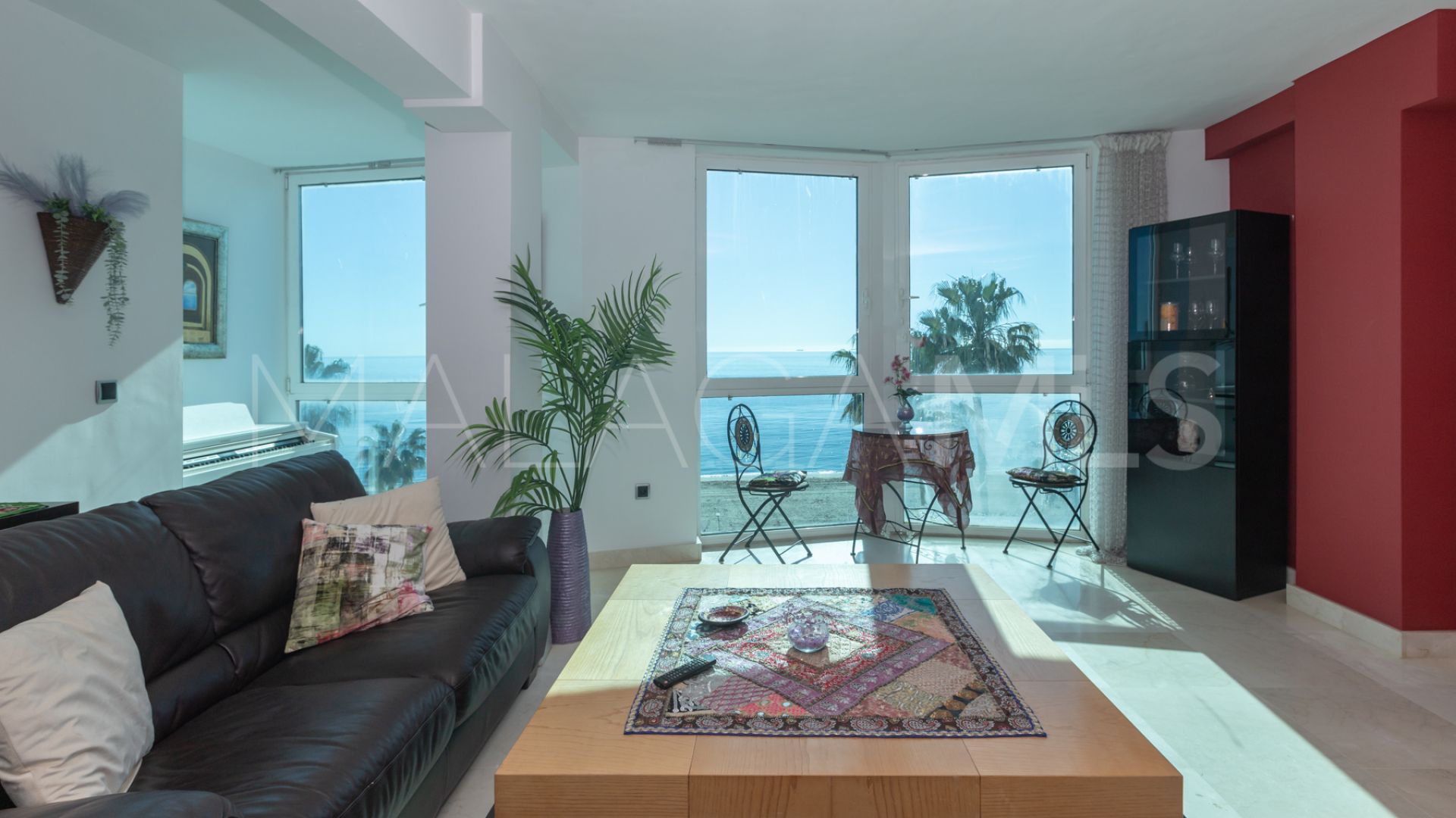 Estepona Centre apartment for sale