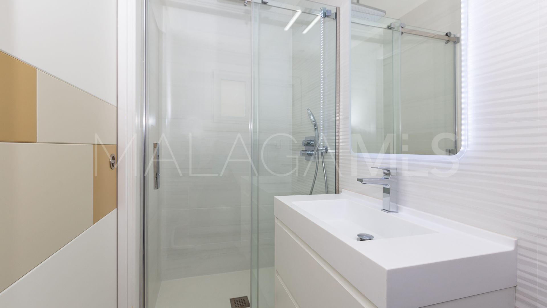 Reihenhaus for sale in Estepona Centre