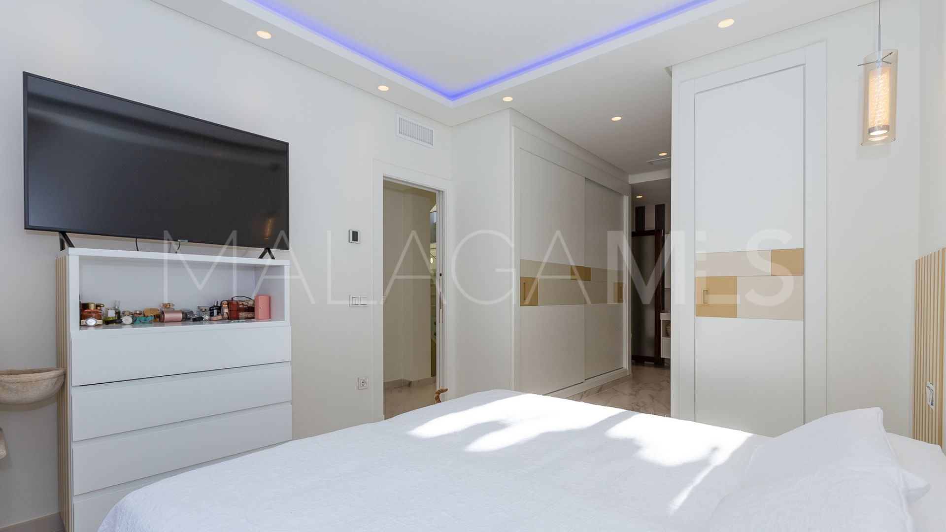 Reihenhaus for sale in Estepona Centre