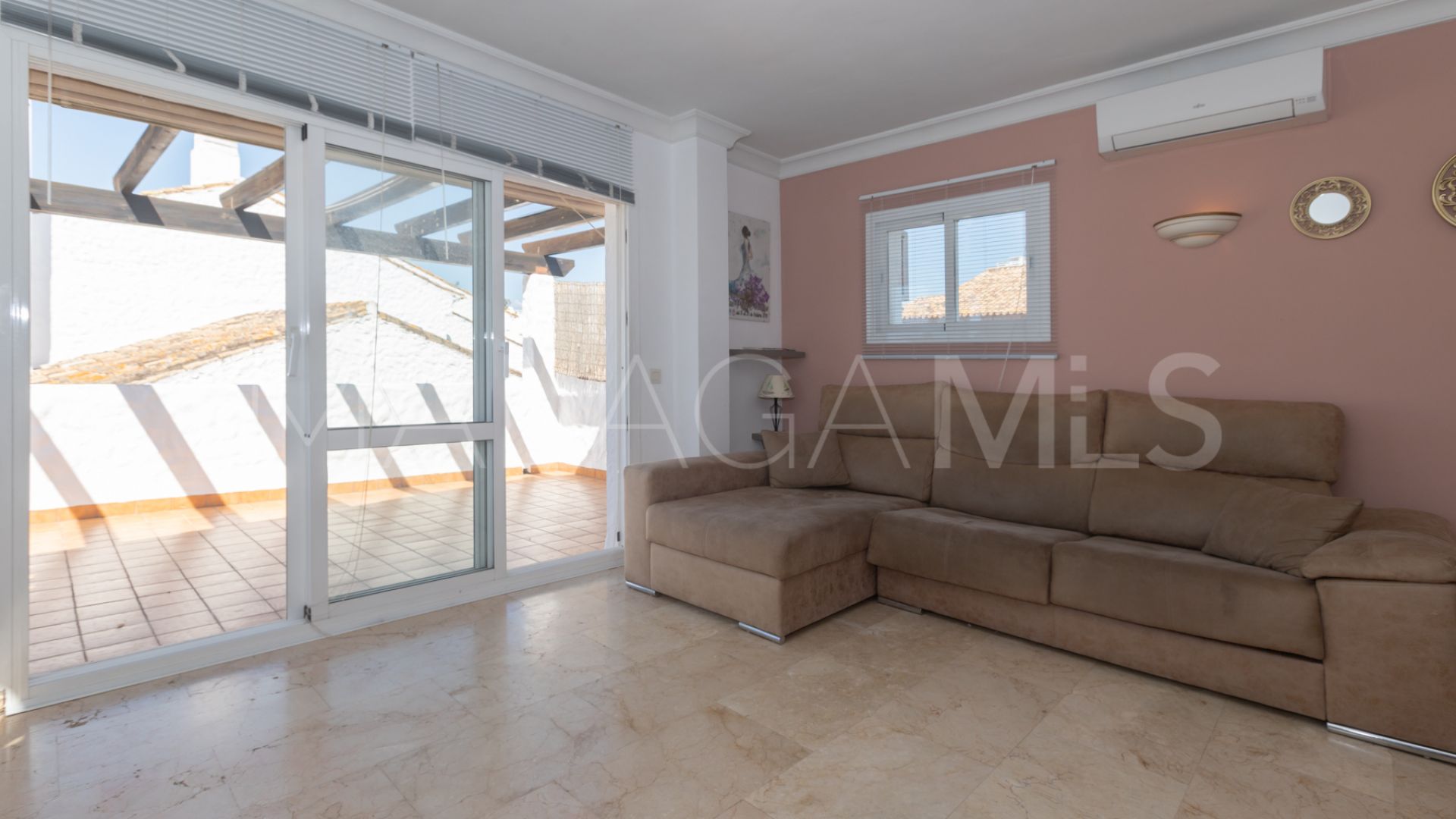 Flat for sale in Benavista