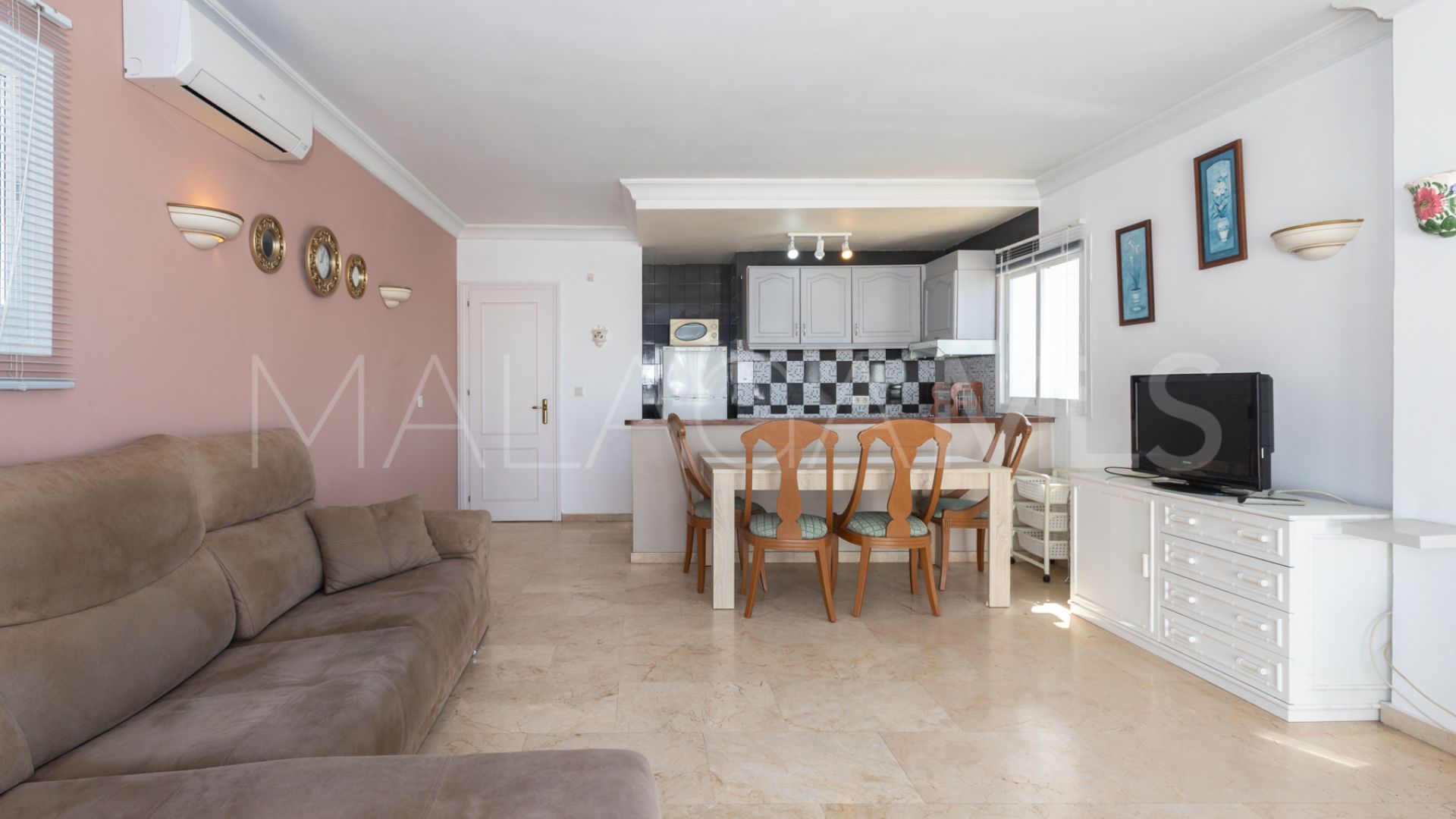 Flat for sale in Benavista