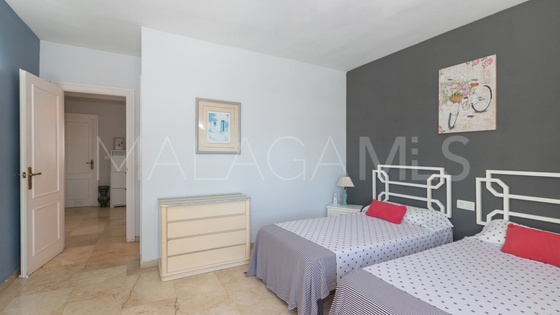 Flat for sale in Benavista