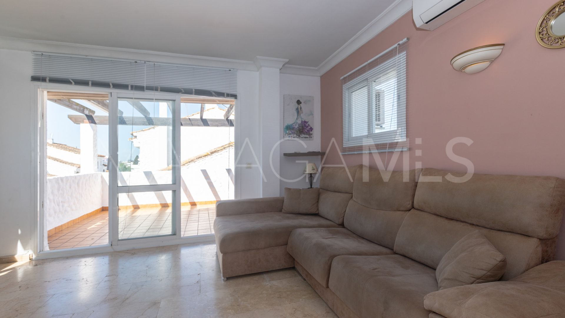Flat for sale in Benavista