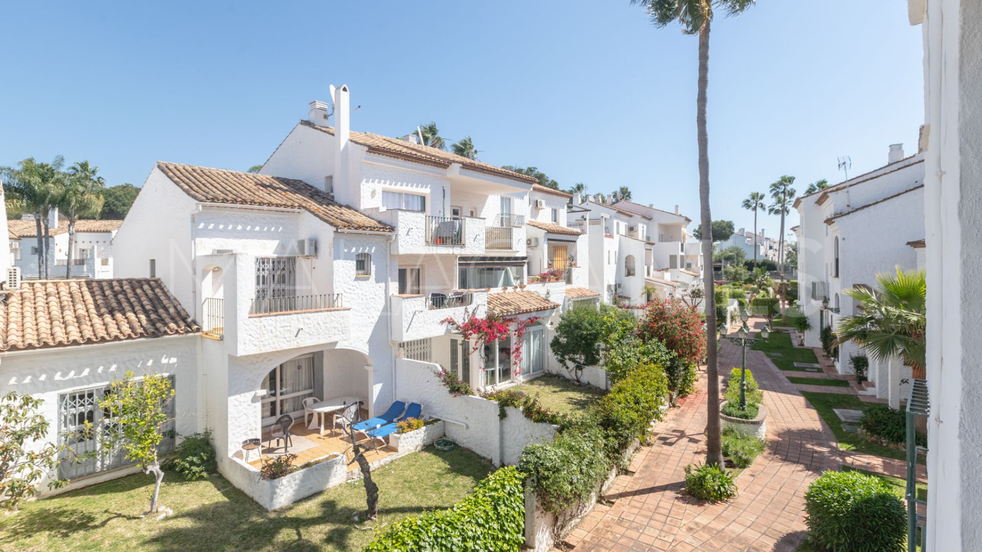 Flat for sale in Benavista