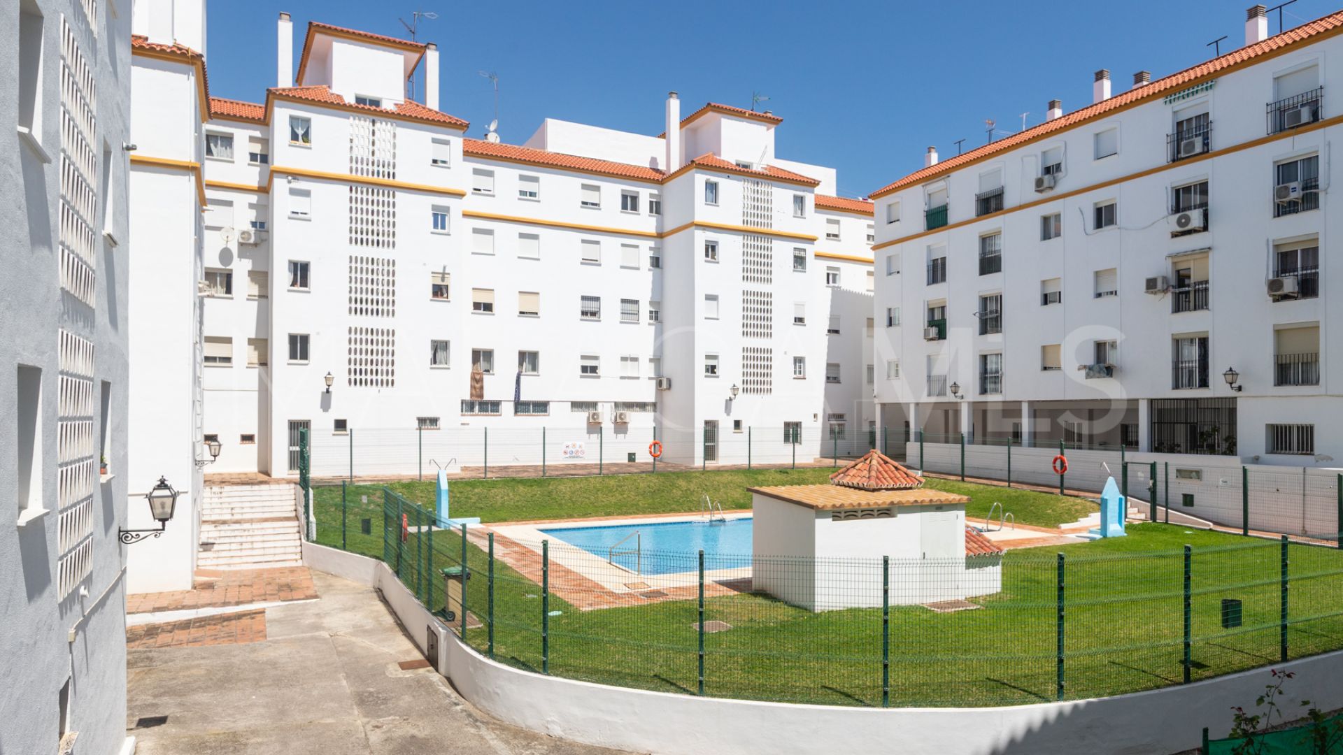 Flat for sale in Estepona Centre