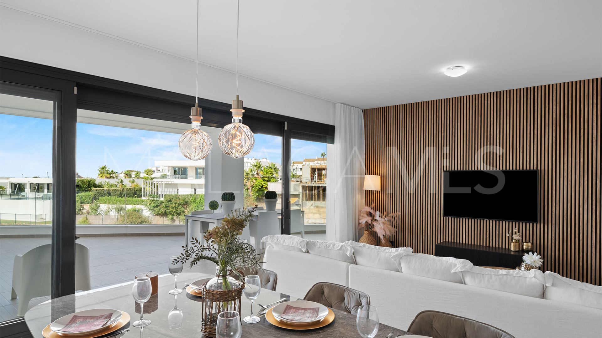 Apartamento planta baja a la venta in Cabopino