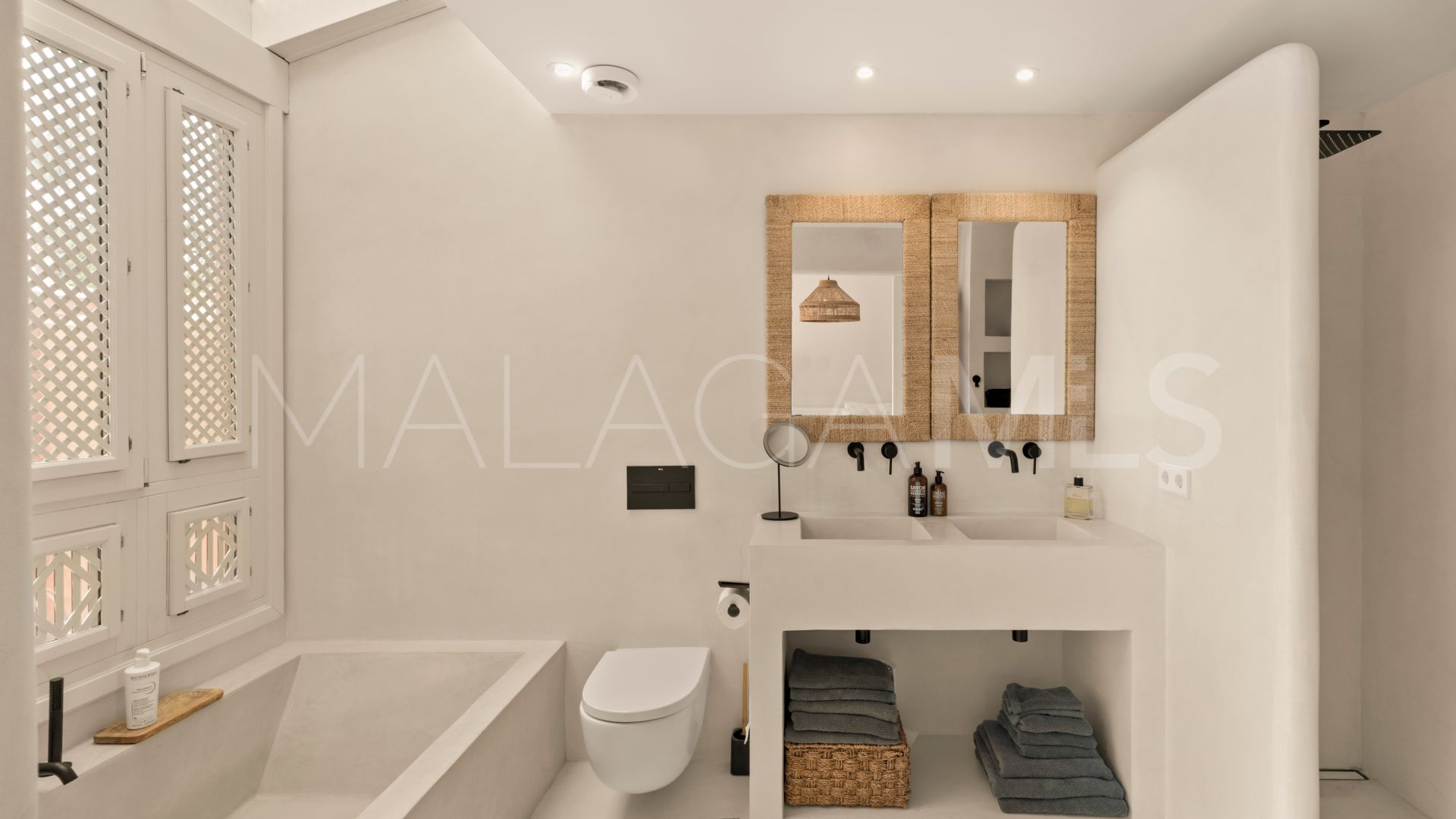 Radhus for sale in Altos de Puente Romano