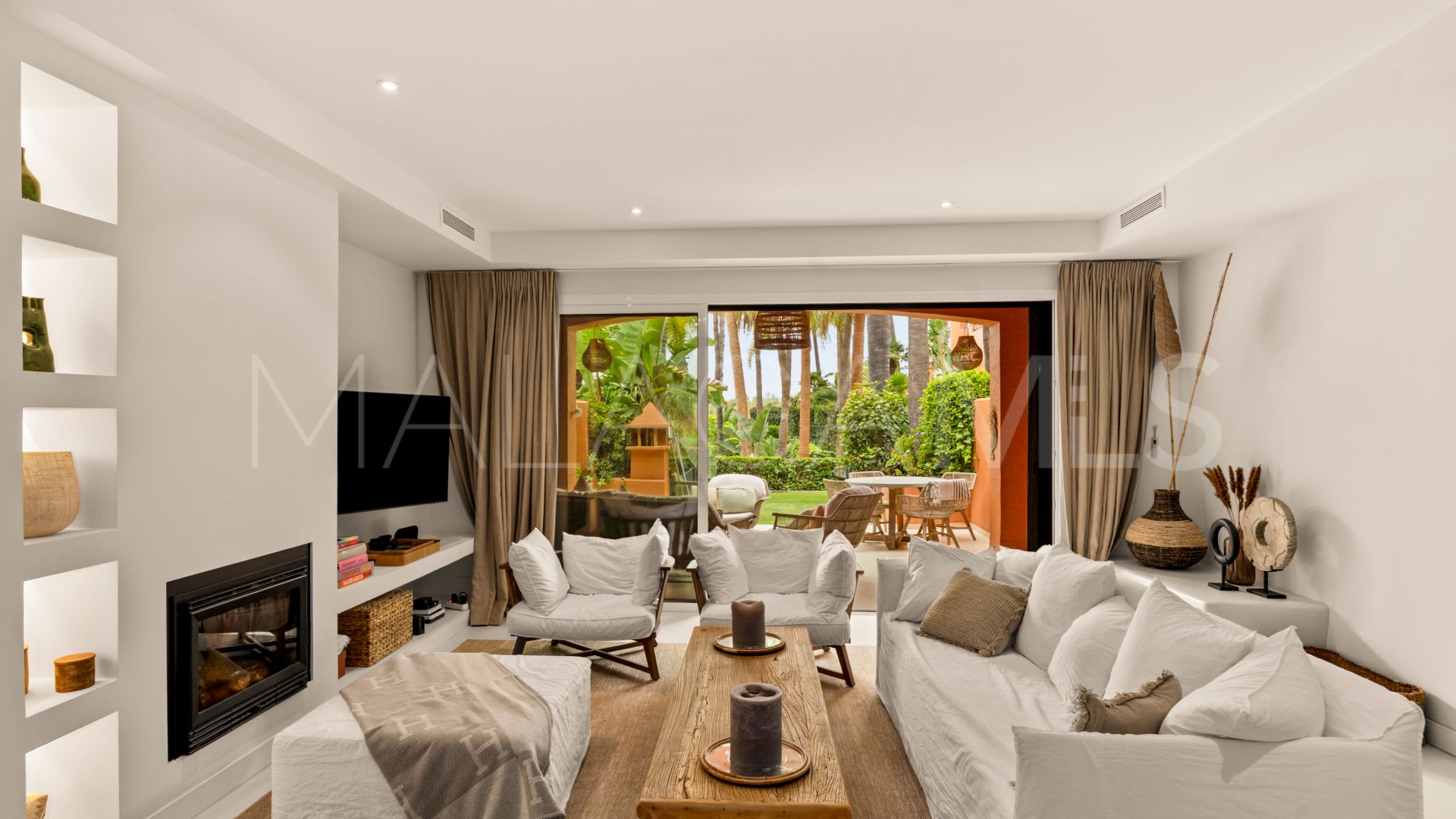Radhus for sale in Altos de Puente Romano