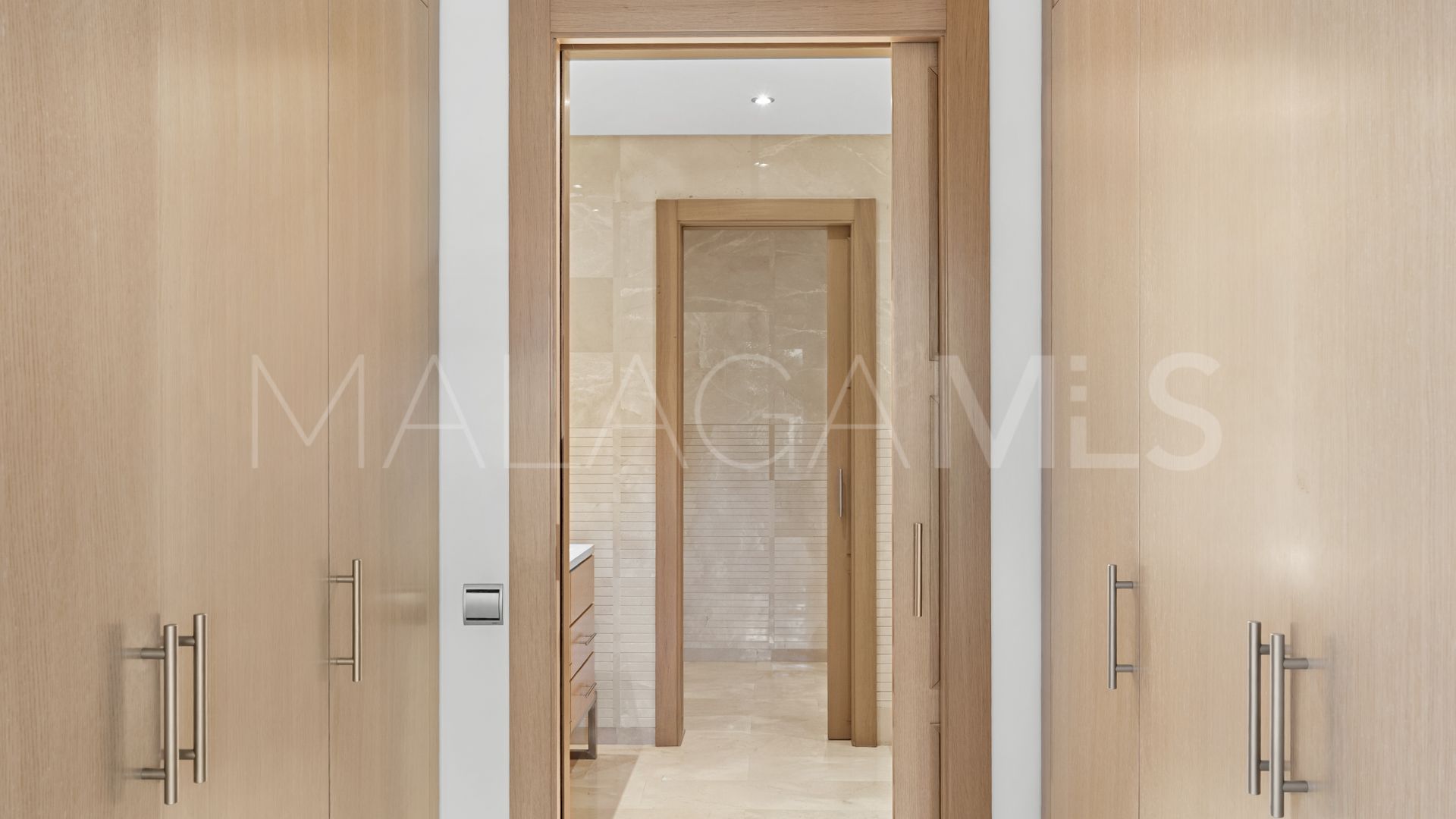 Apartamento for sale in Marbella Golden Mile with 2 bedrooms