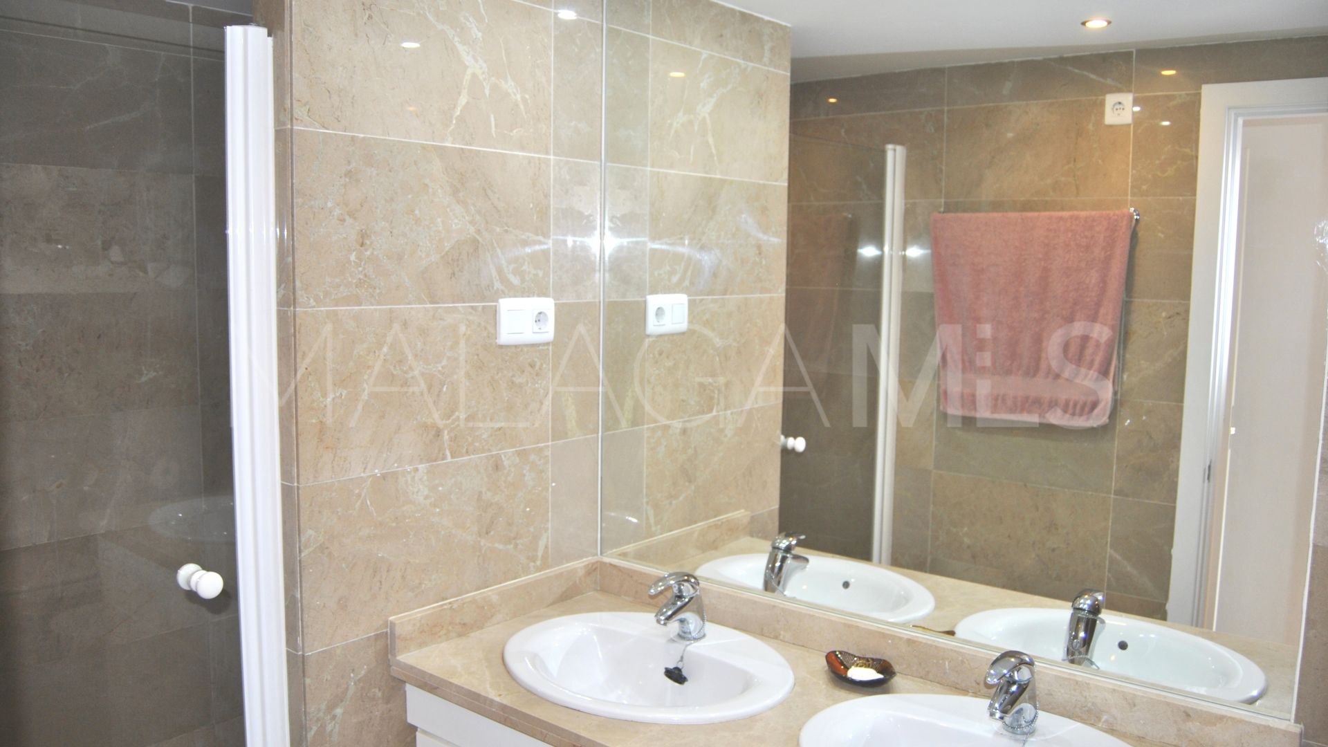 3 bedrooms apartment in Benalmadena Costa for sale