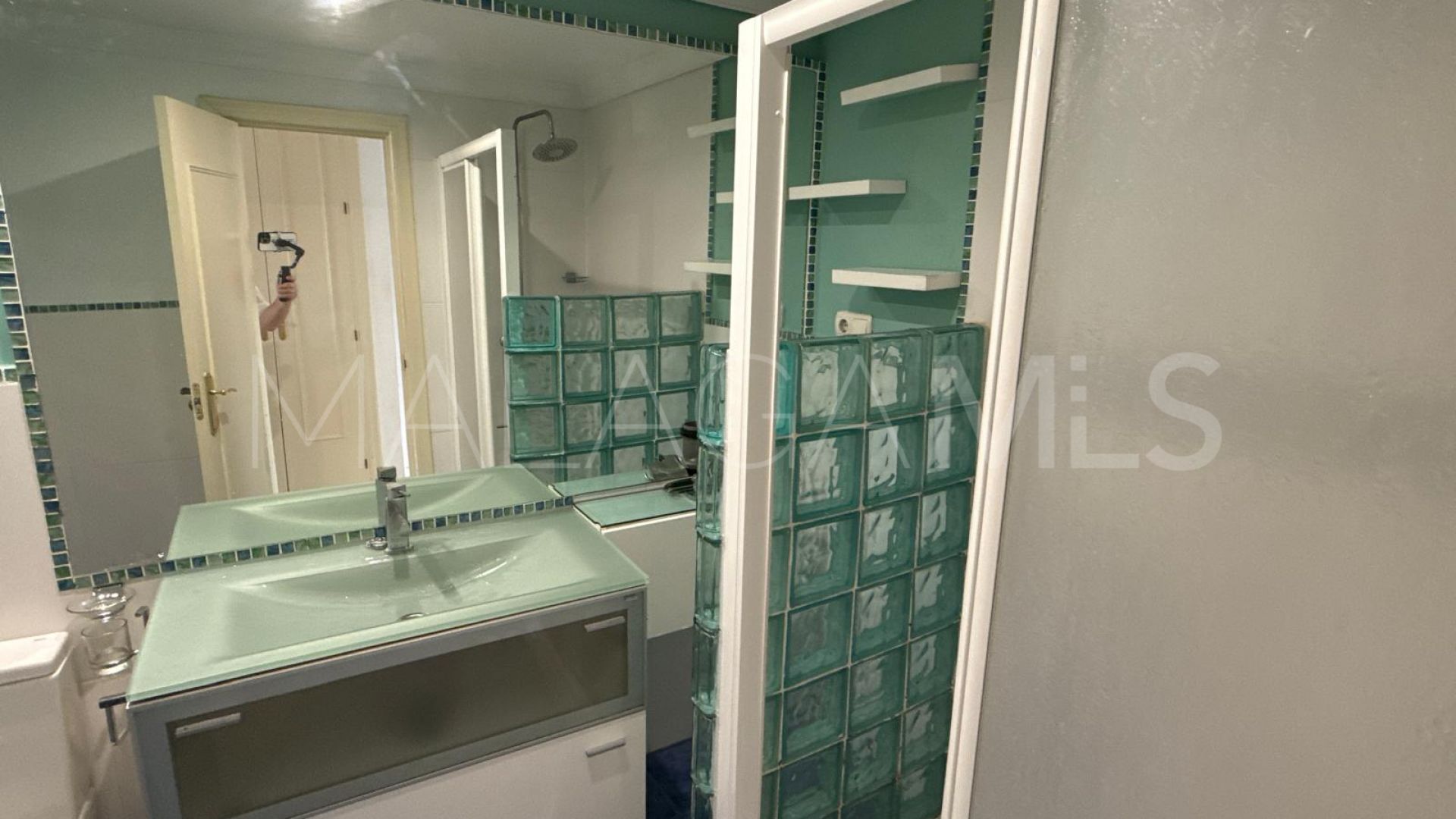 Buy adosado in Torrequebrada with 3 bedrooms