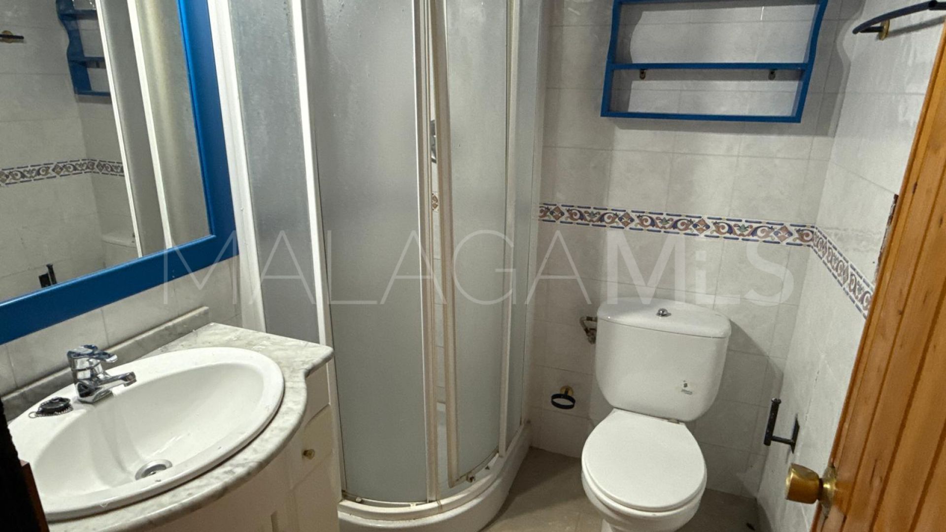 Buy adosado in Torrequebrada with 3 bedrooms