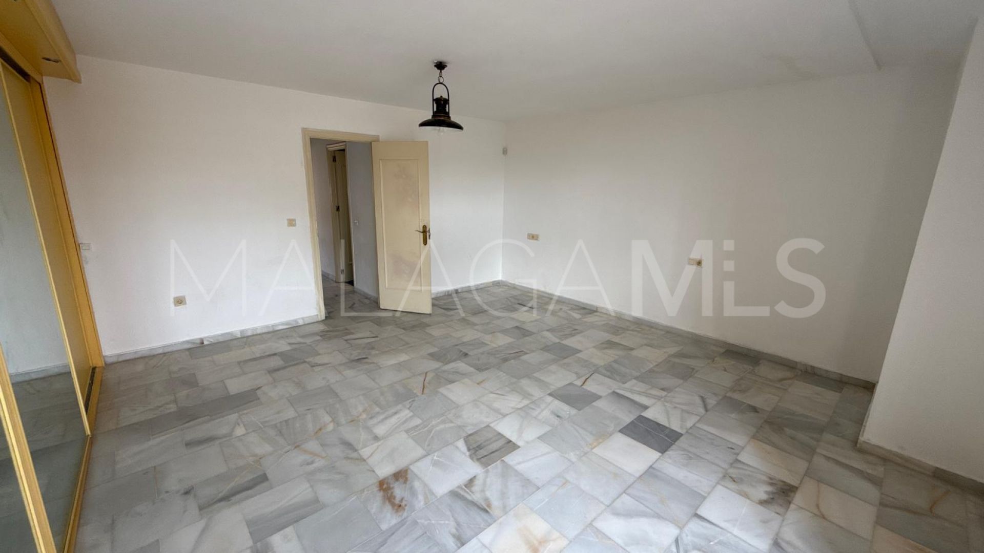 Buy adosado in Torrequebrada with 3 bedrooms