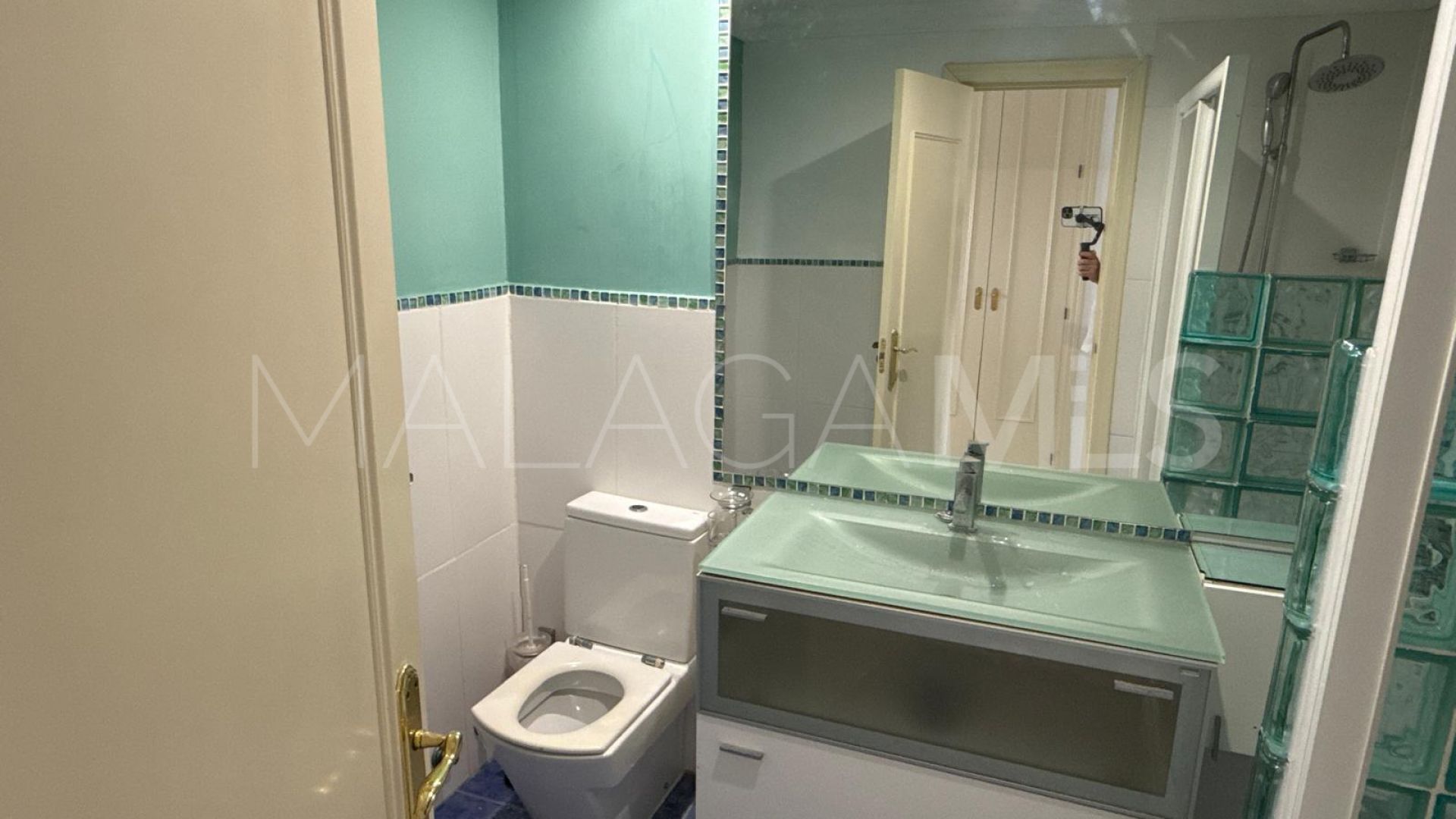 Buy adosado in Torrequebrada with 3 bedrooms