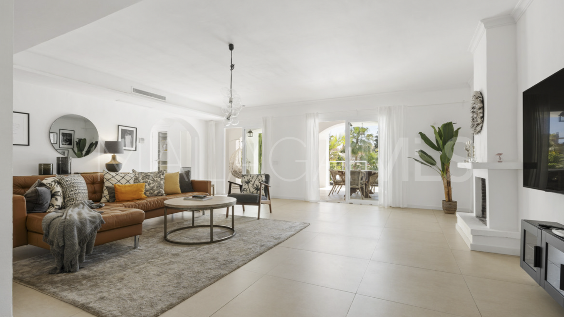 Maison for sale in Nueva Andalucia
