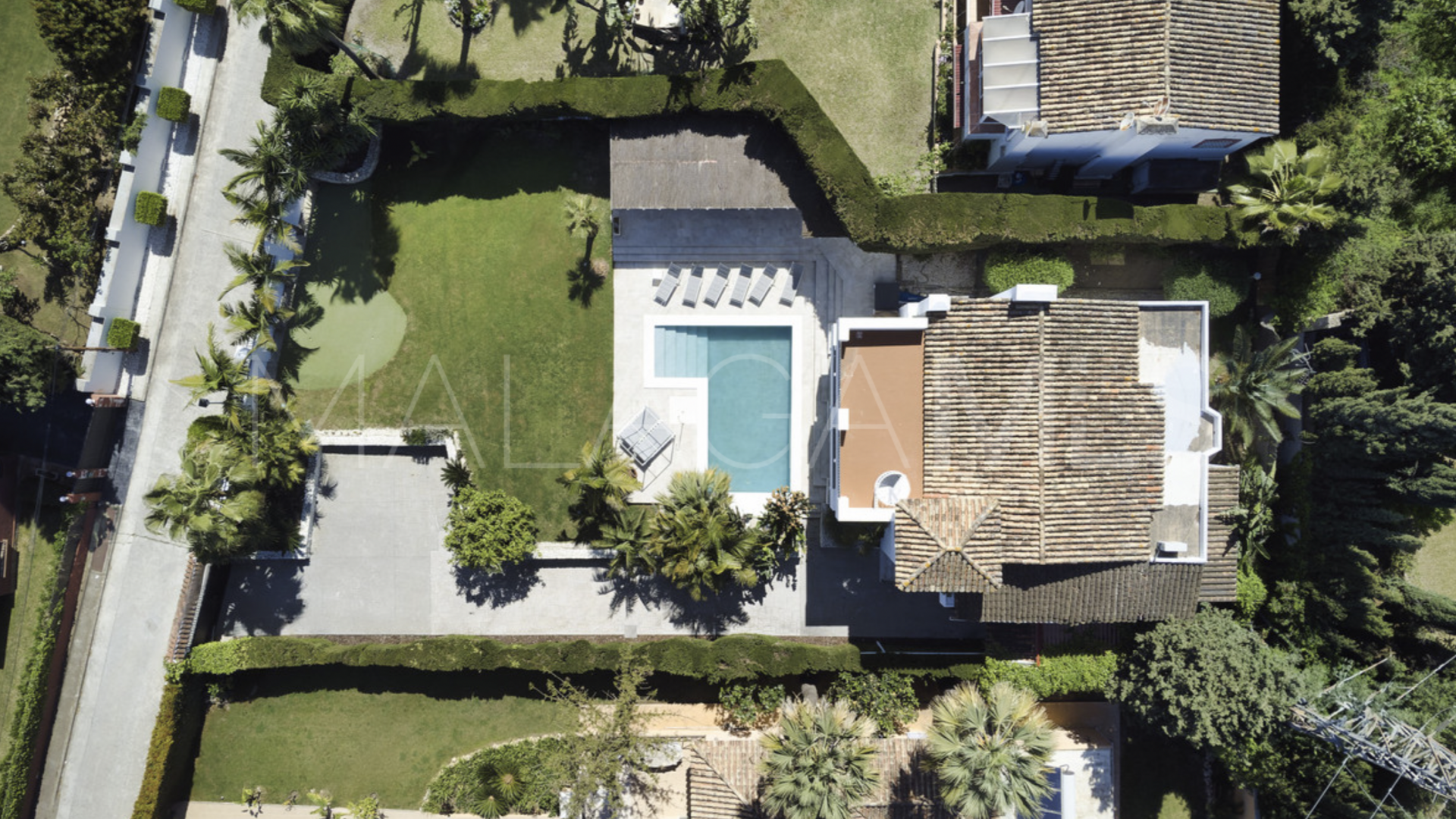 Maison for sale in Nueva Andalucia