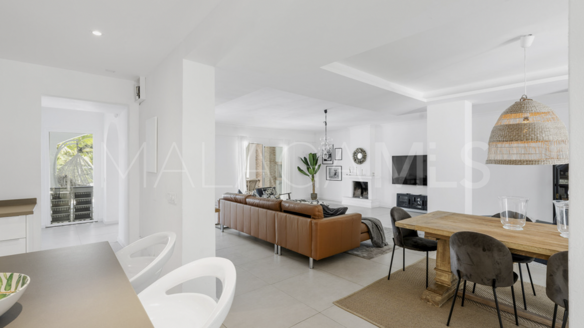 Maison for sale in Nueva Andalucia