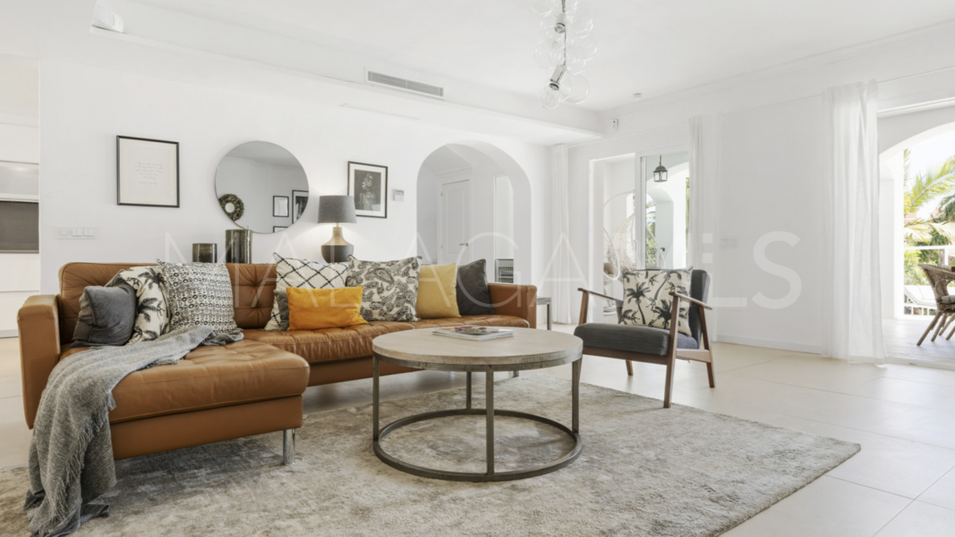 Maison for sale in Nueva Andalucia