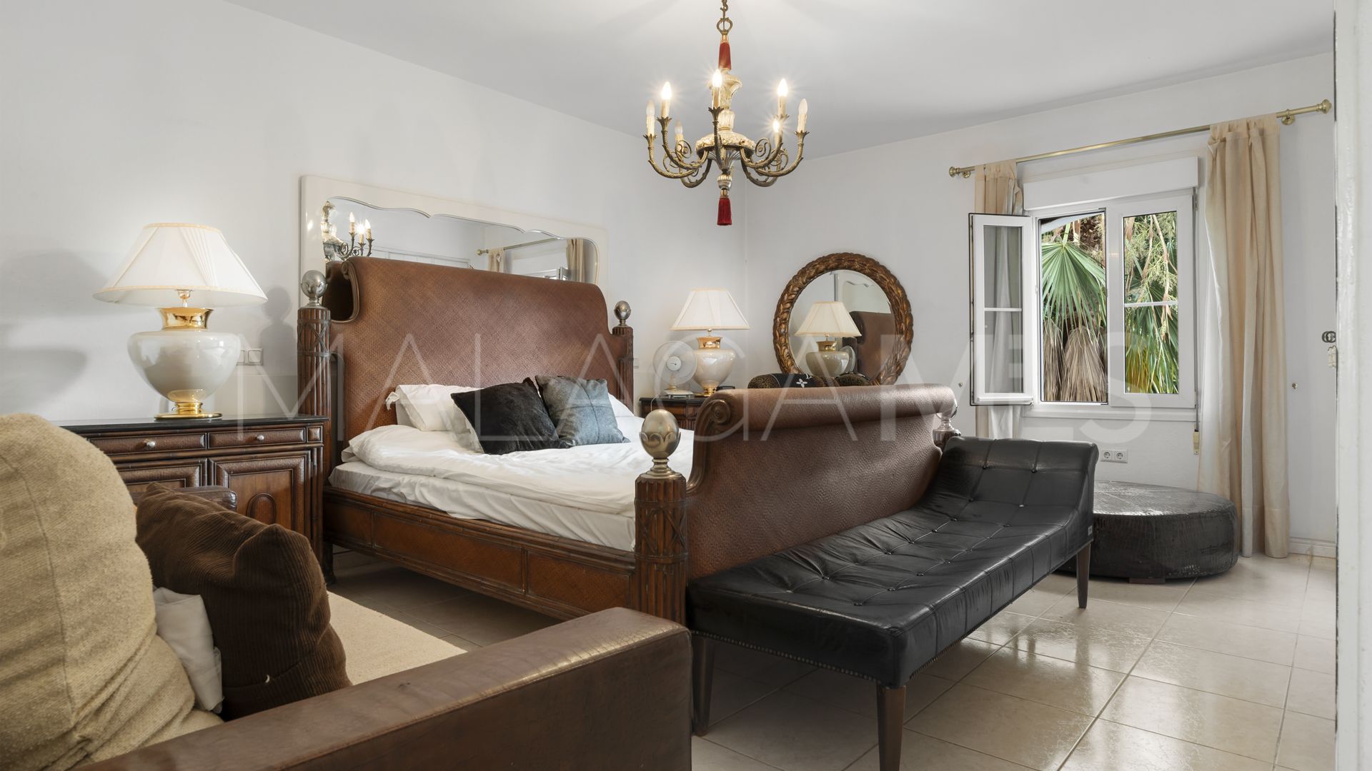 Wohnung for sale in Marbella - Puerto Banus