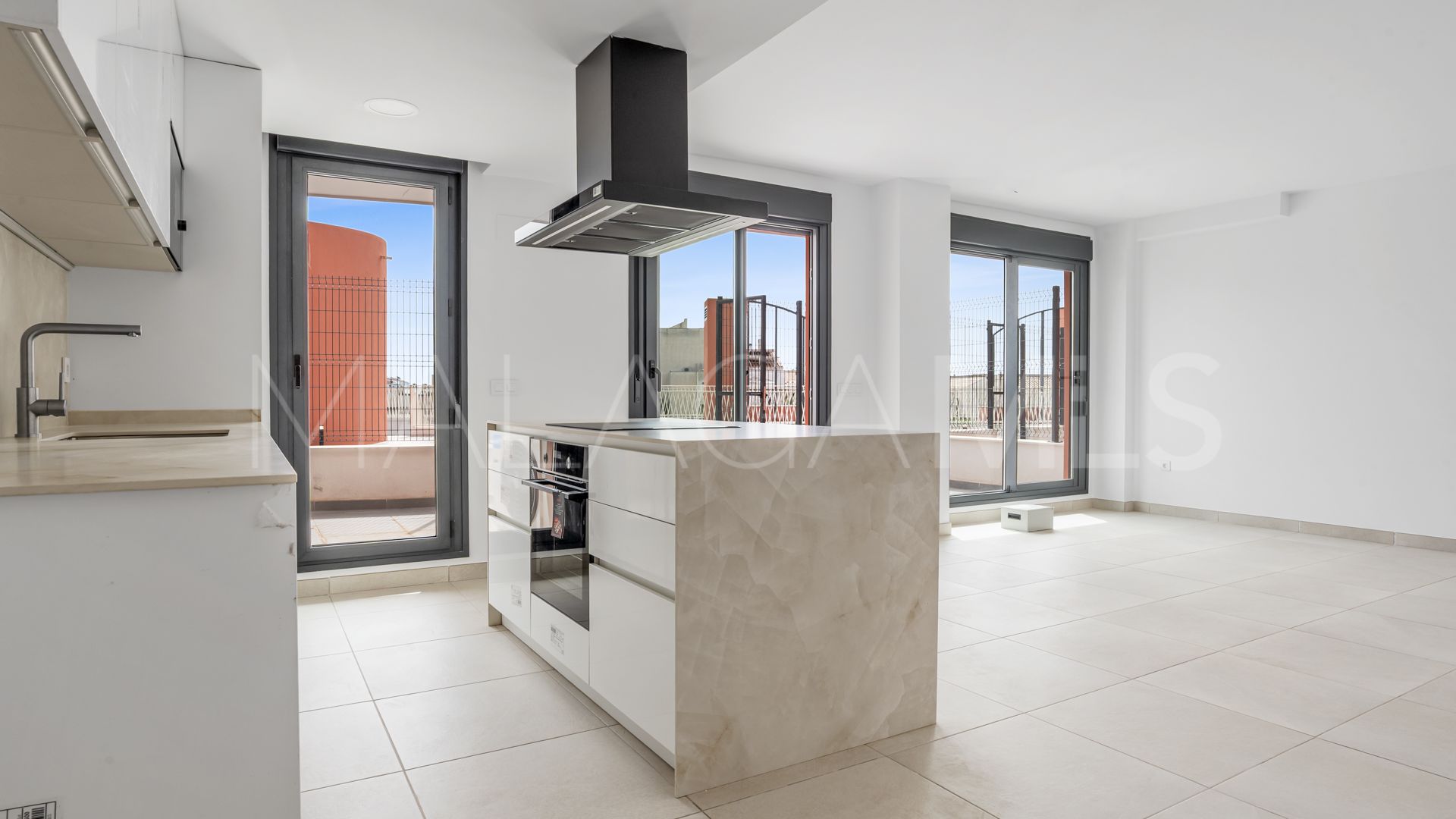 For sale ground floor apartment in Mijas