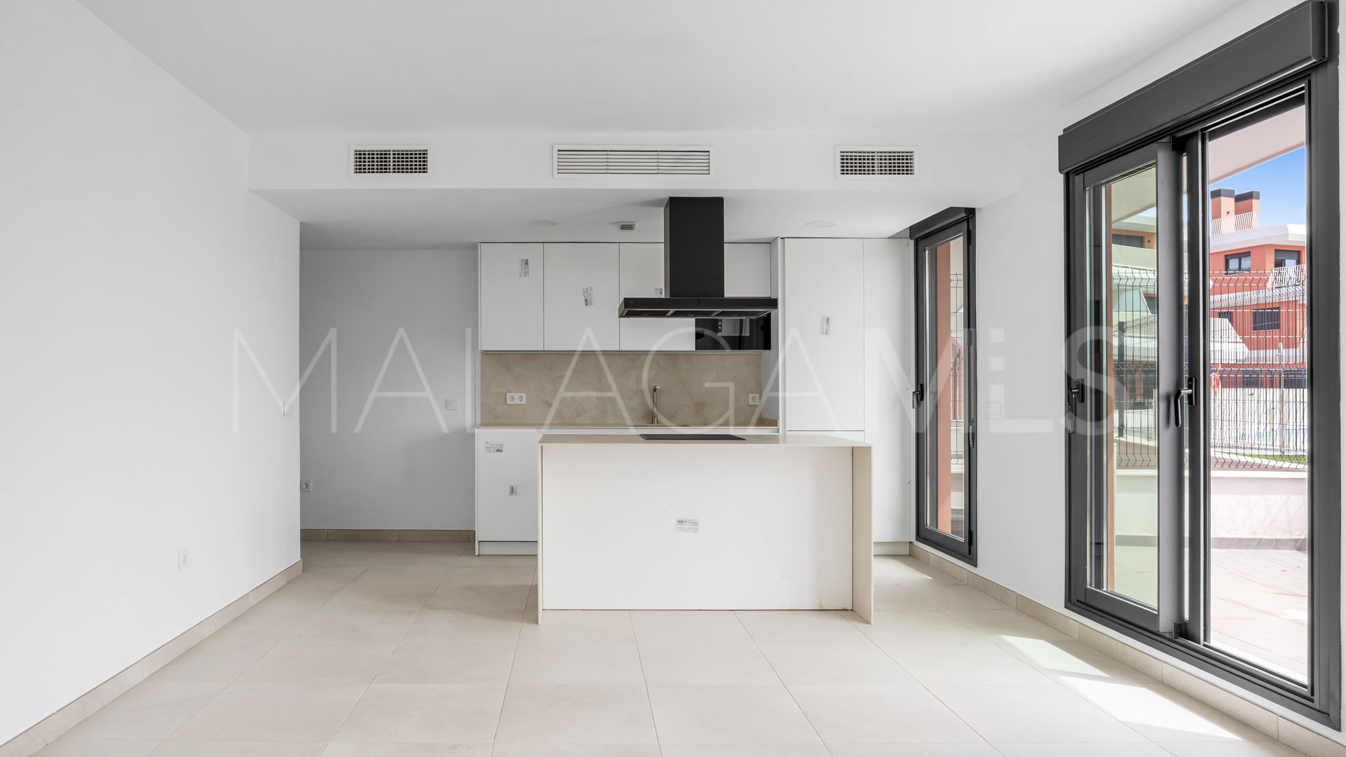 For sale ground floor apartment in Mijas