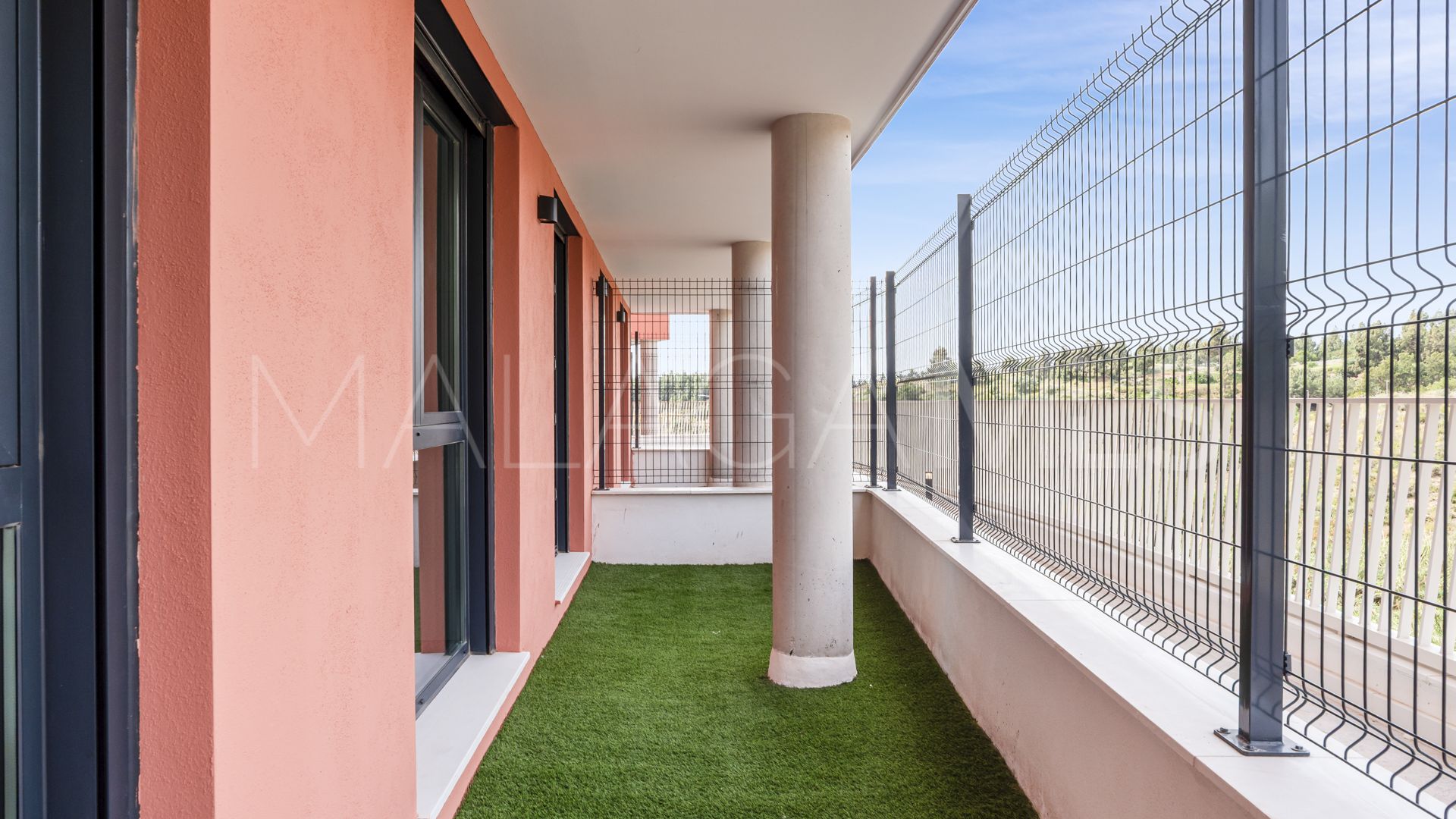 For sale ground floor apartment in Mijas