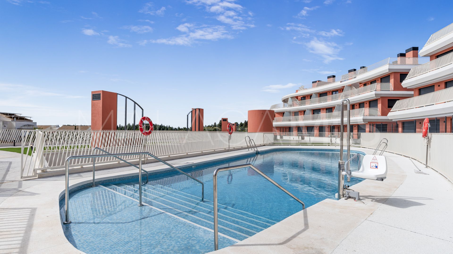 For sale ground floor apartment in Mijas