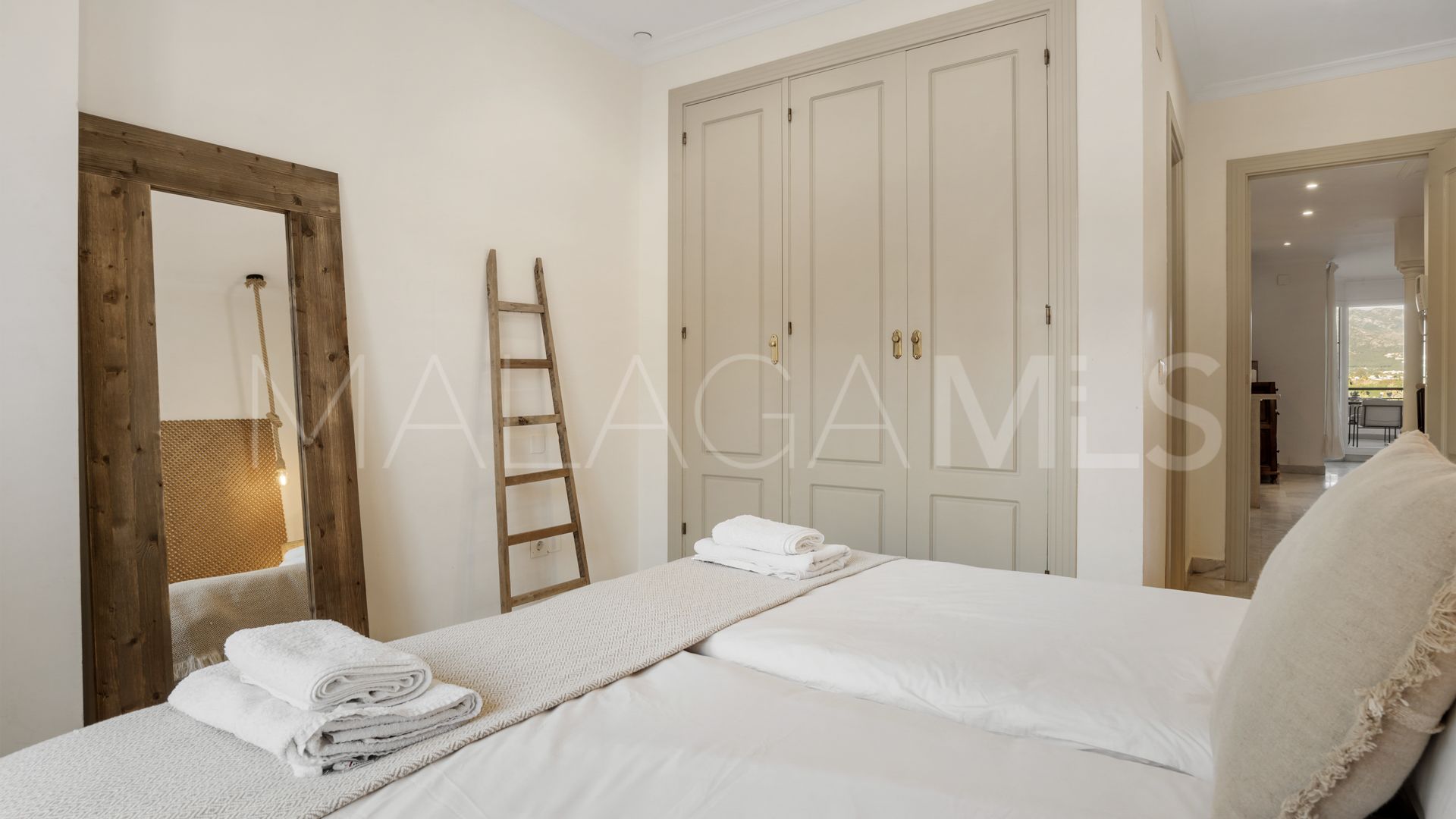 Lägenhet for sale in Nueva Andalucia