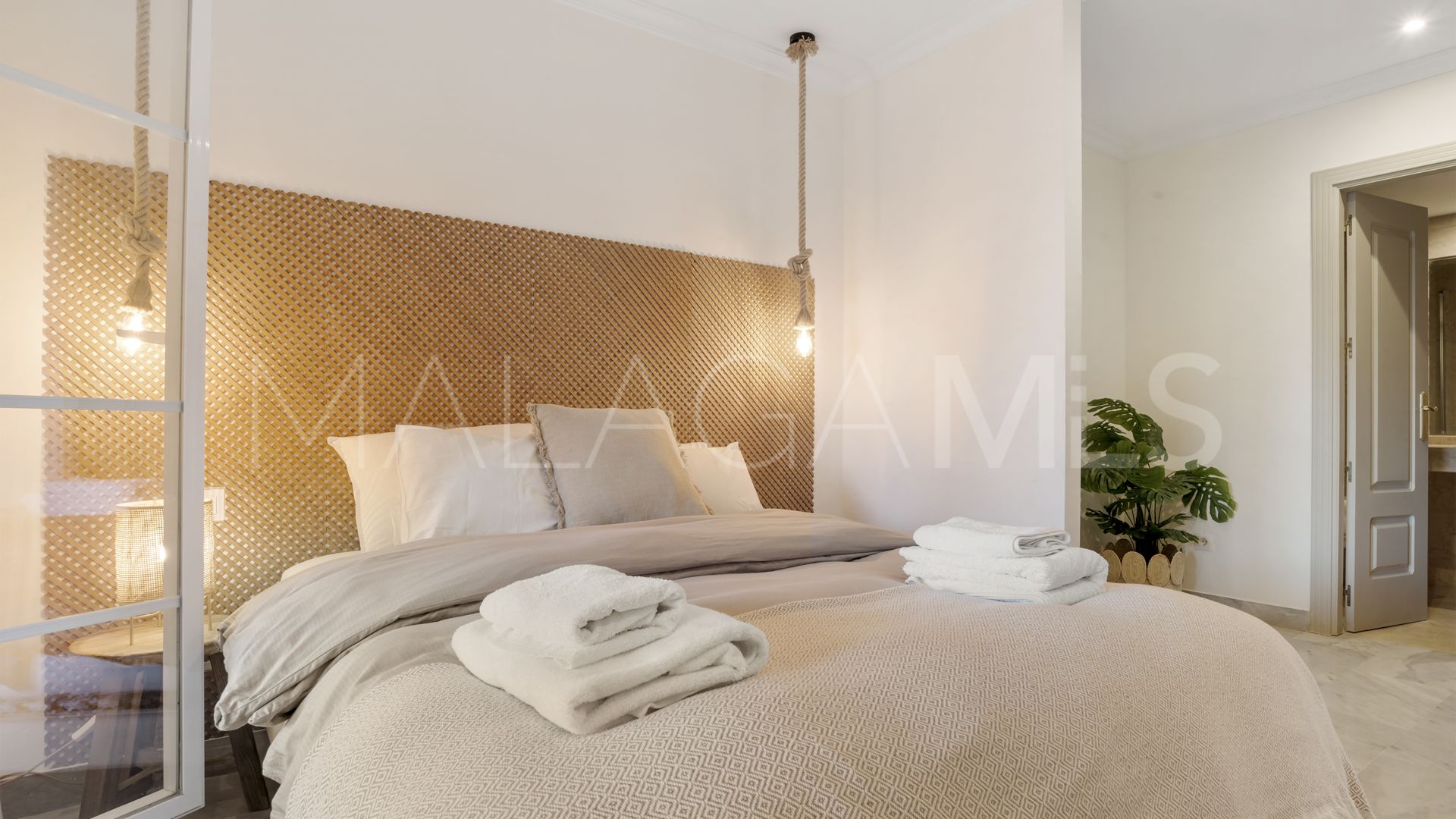 Lägenhet for sale in Nueva Andalucia