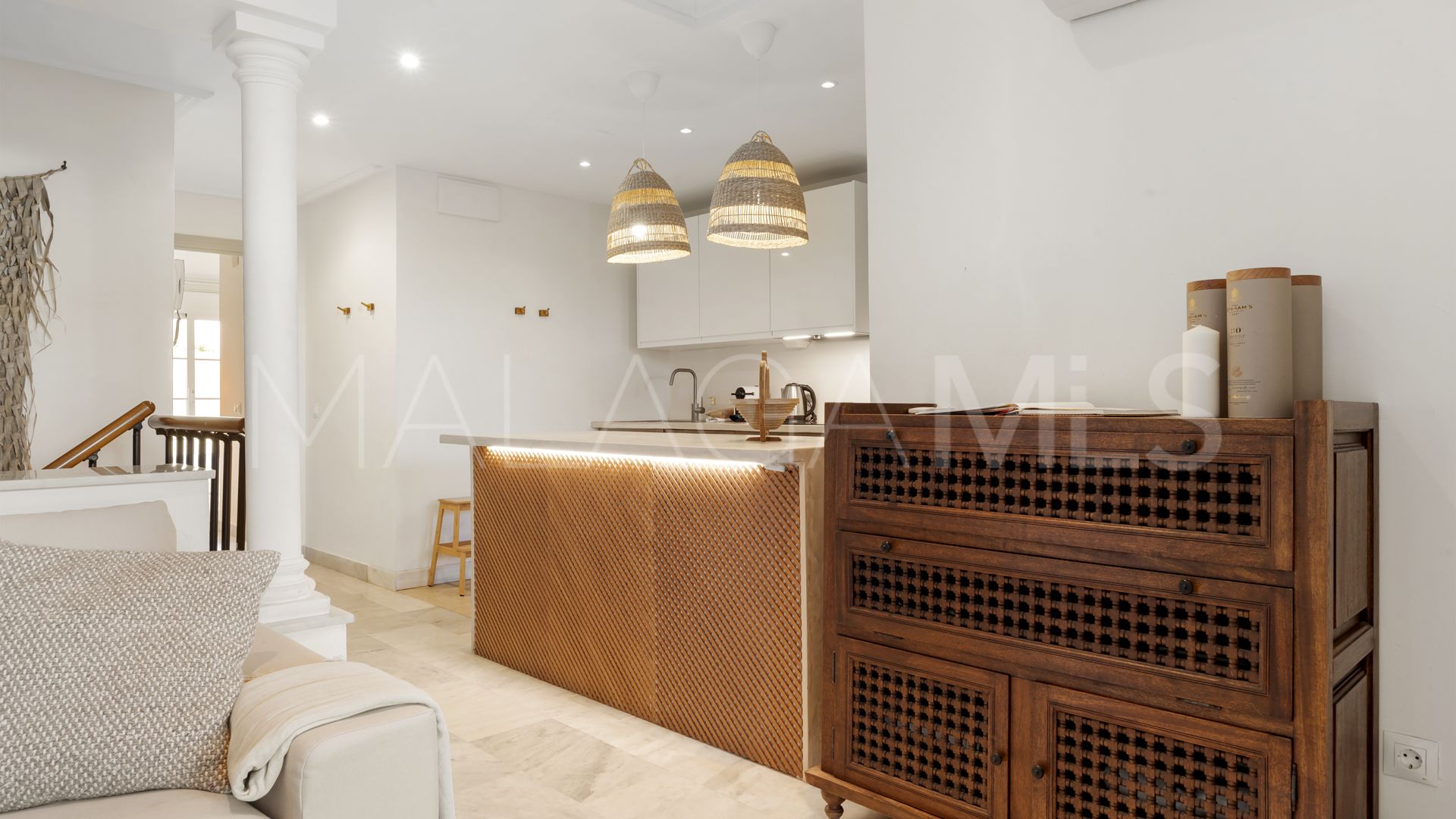 Lägenhet for sale in Nueva Andalucia