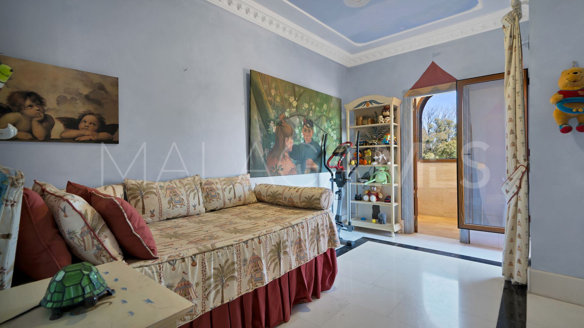 Guadalmina Baja 5 bedrooms triplex for sale