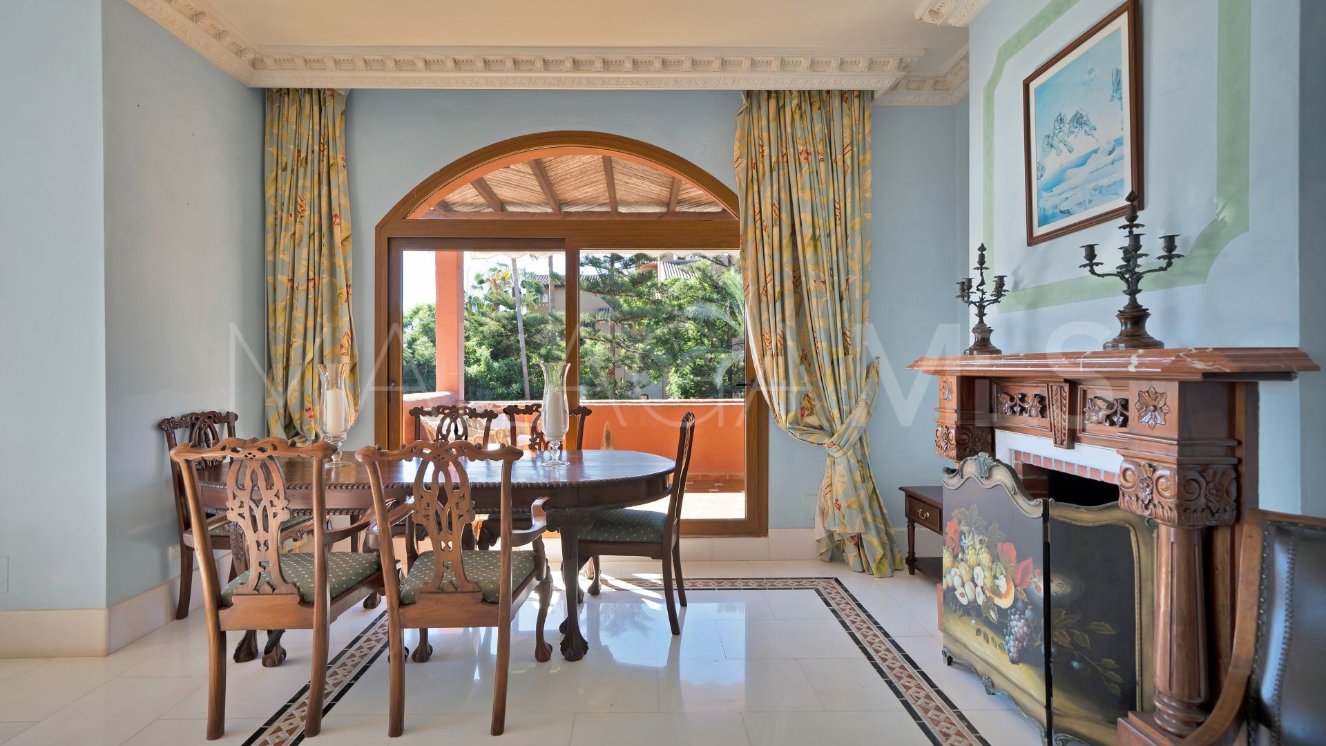 Guadalmina Baja 5 bedrooms triplex for sale