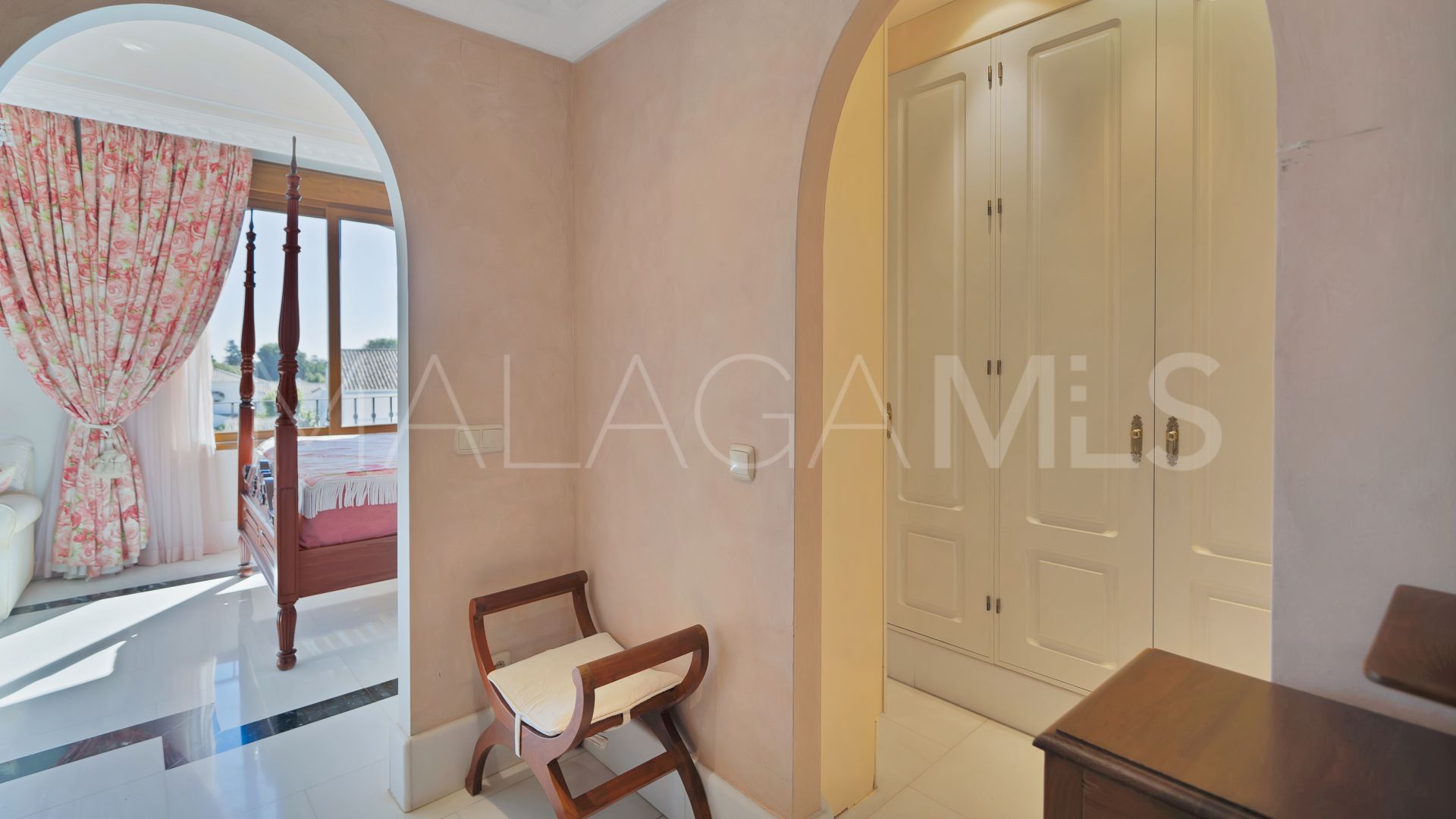 Guadalmina Baja 5 bedrooms triplex for sale