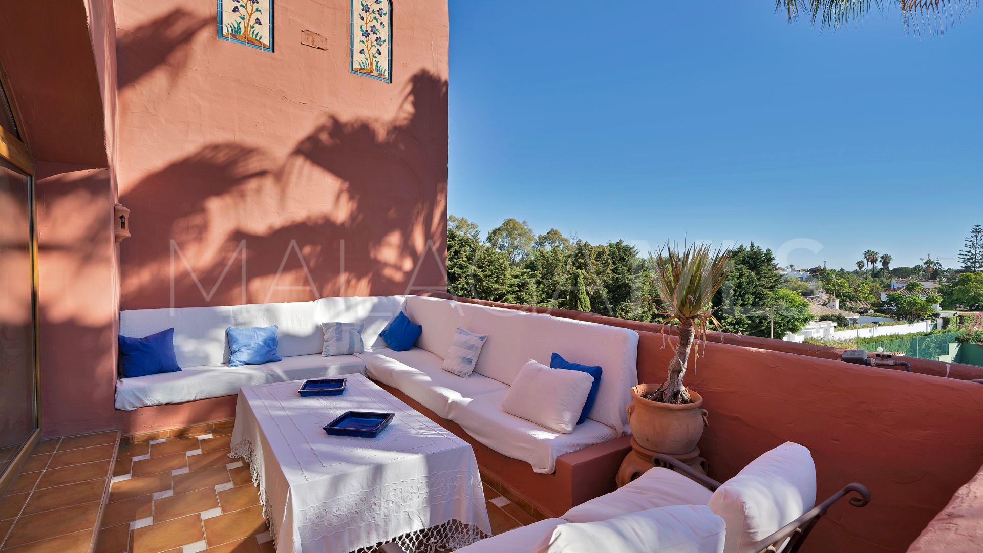 Guadalmina Baja 5 bedrooms triplex for sale