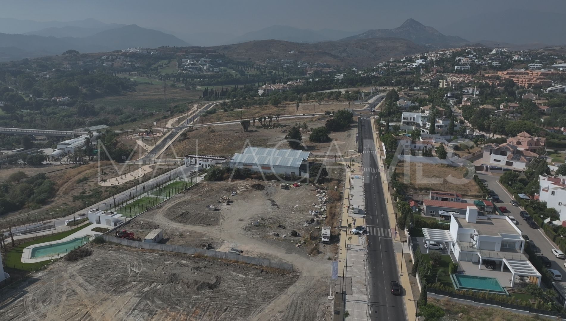 Parcela a la venta in Estepona