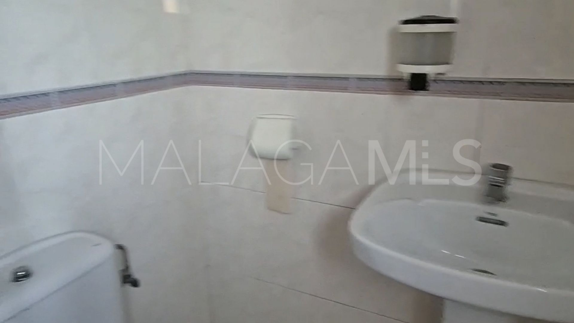 Commercial premises for sale in Alozaina