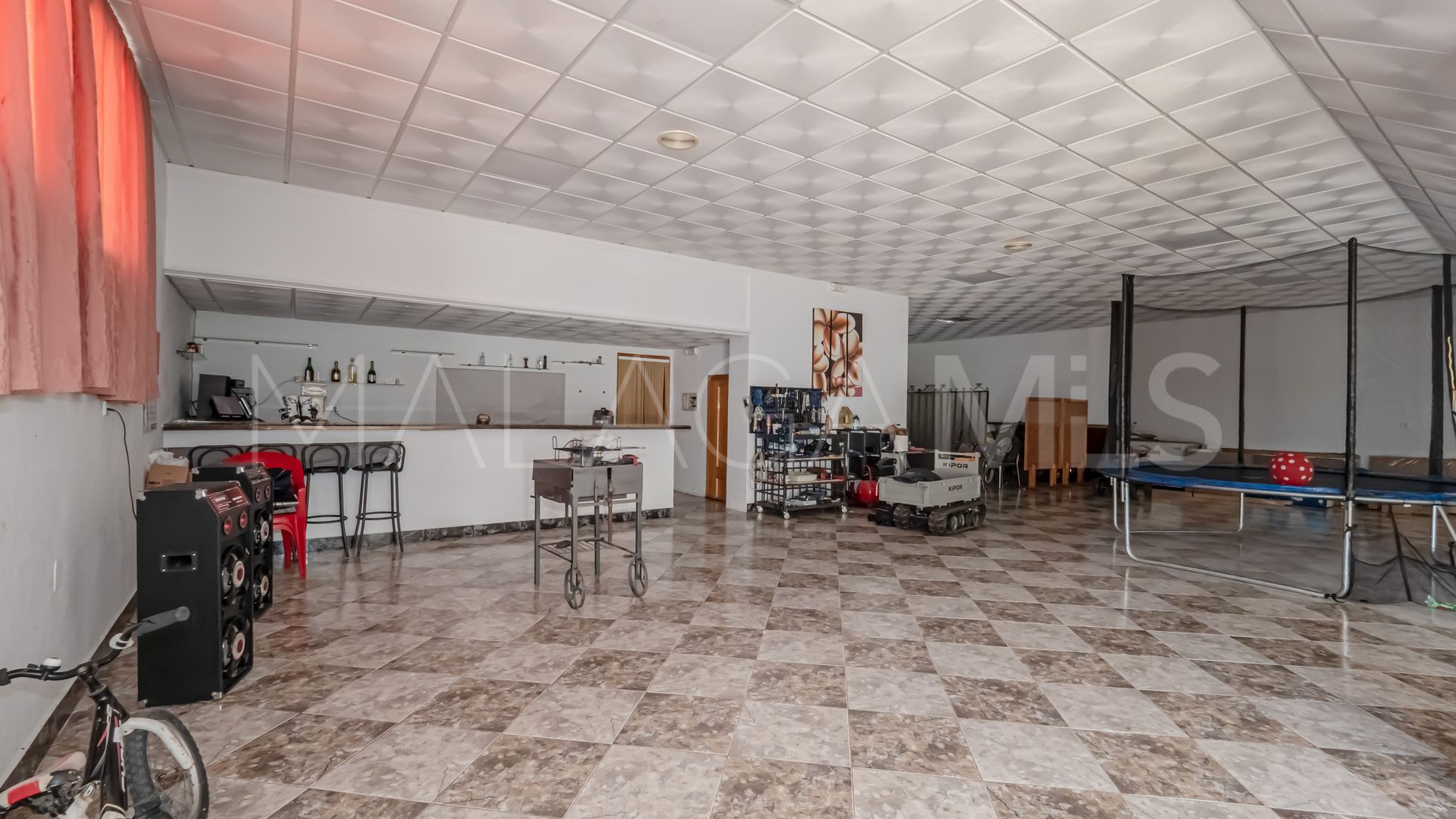 Commercial for sale in Alozaina