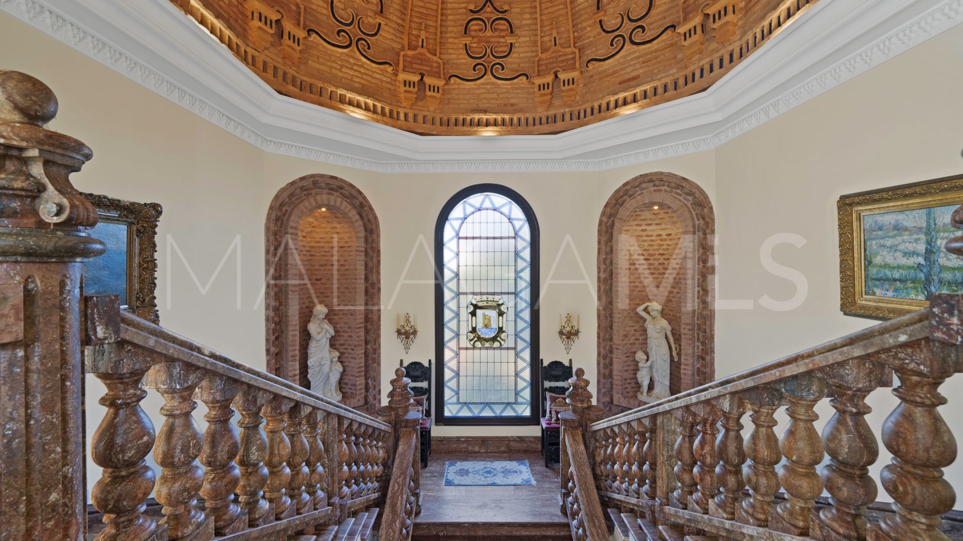 For sale house in Sierra Blanca