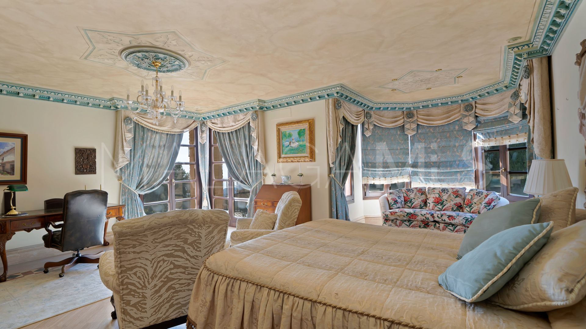 For sale house in Sierra Blanca