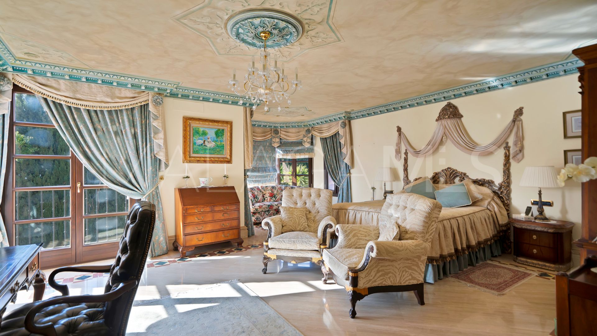 For sale house in Sierra Blanca