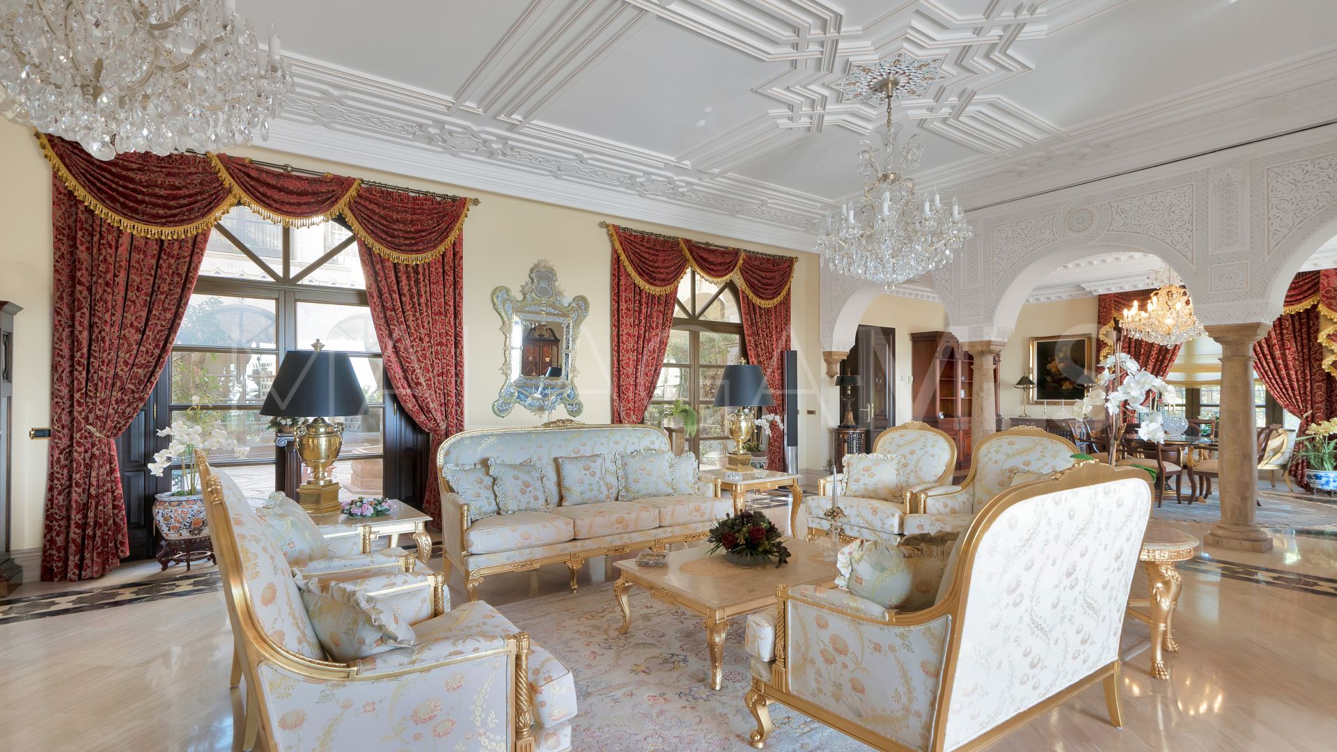 For sale house in Sierra Blanca