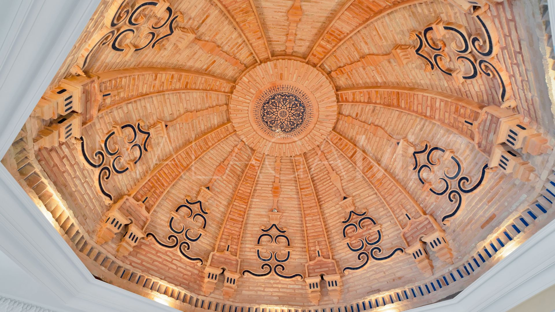 For sale house in Sierra Blanca