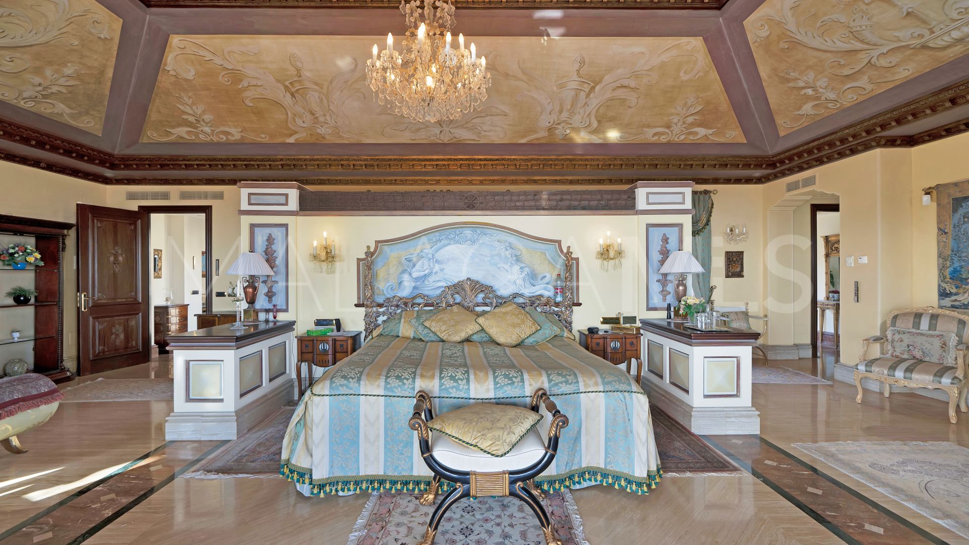 For sale house in Sierra Blanca