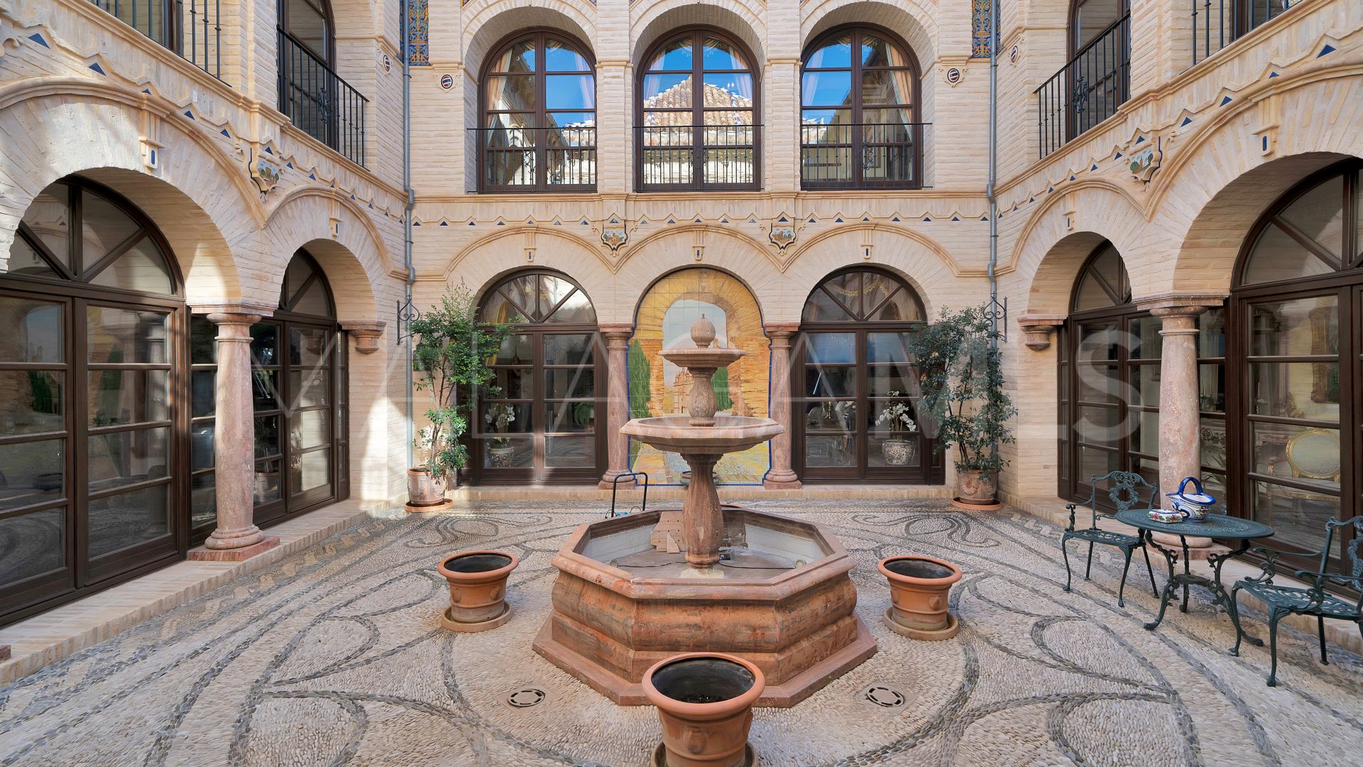 For sale house in Sierra Blanca