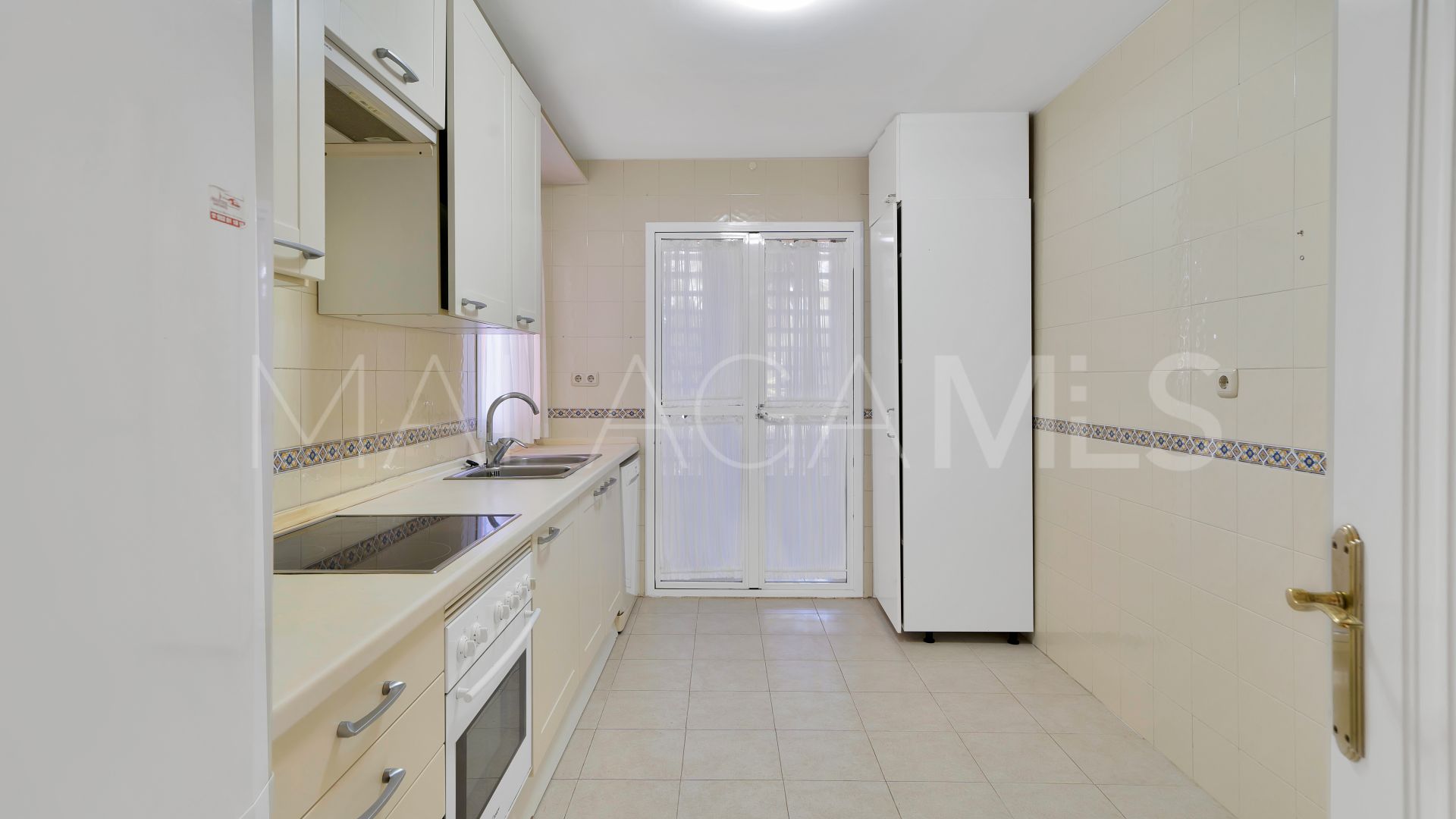 Appartement rez de chaussée for sale in Guadalmina Baja