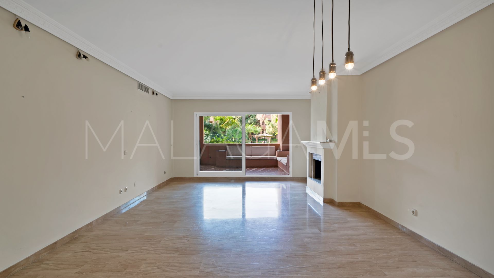 Appartement rez de chaussée for sale in Guadalmina Baja